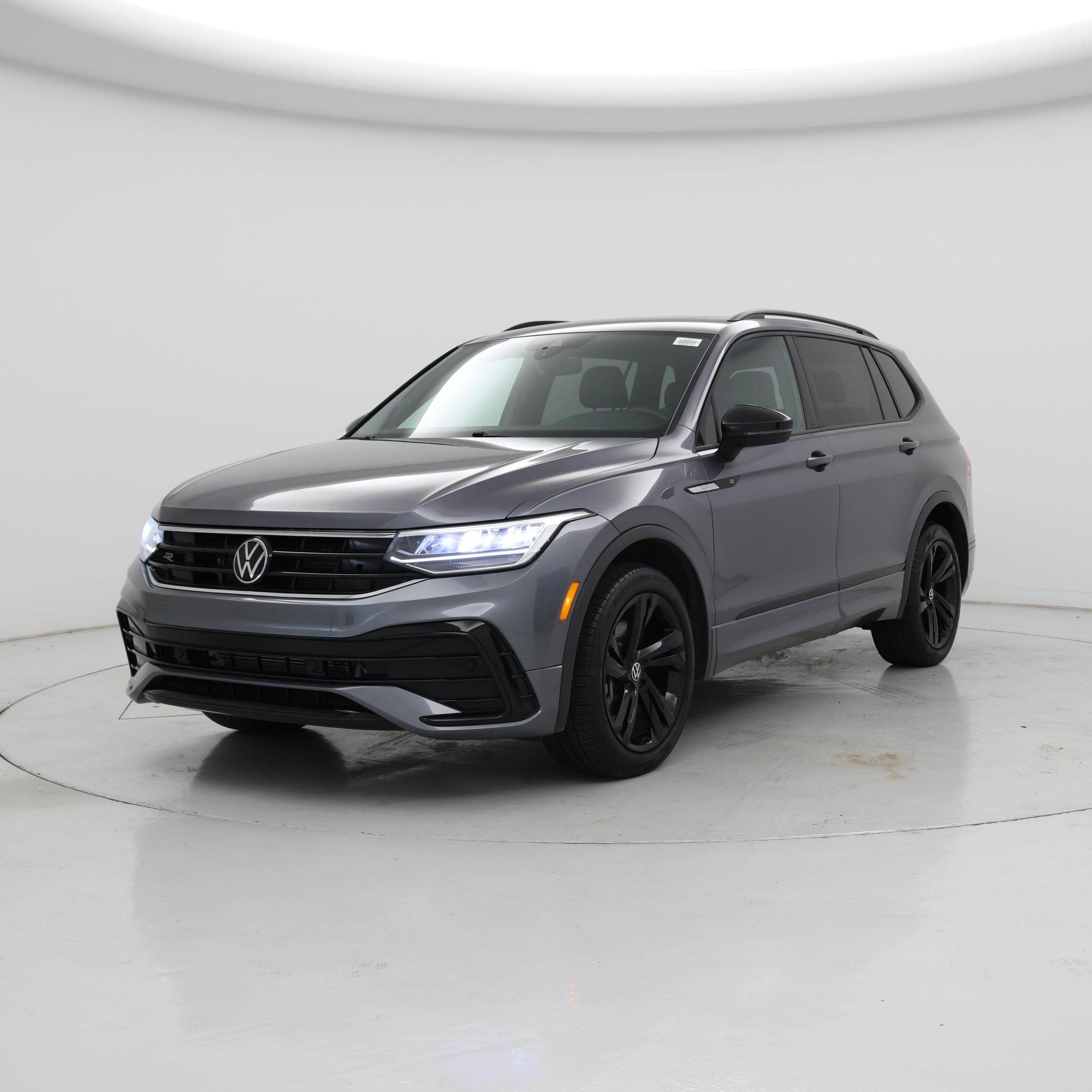 Thumbnail: 2024 Volkswagen Tiguan - 4