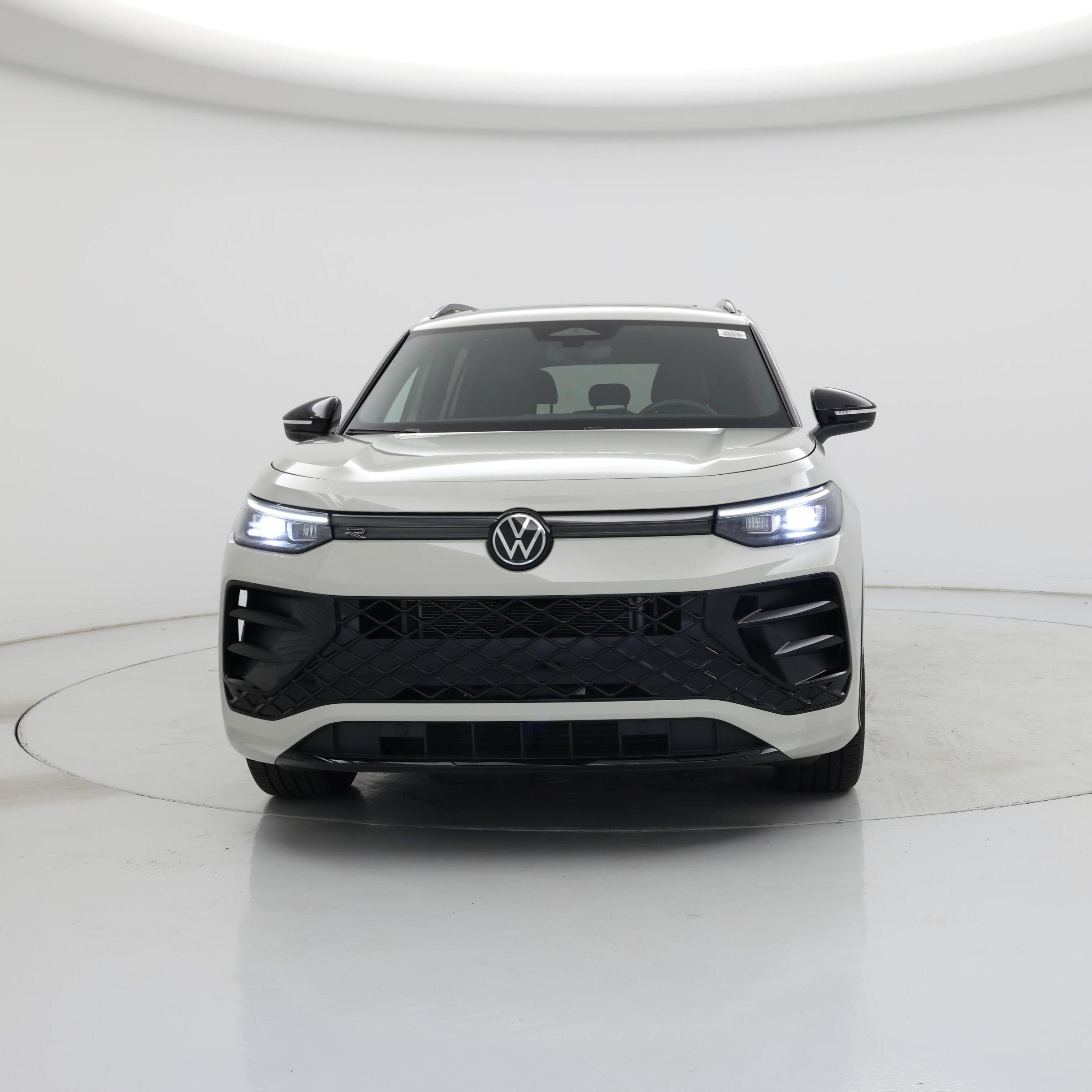 Thumbnail: 2025 Volkswagen Tiguan - 5