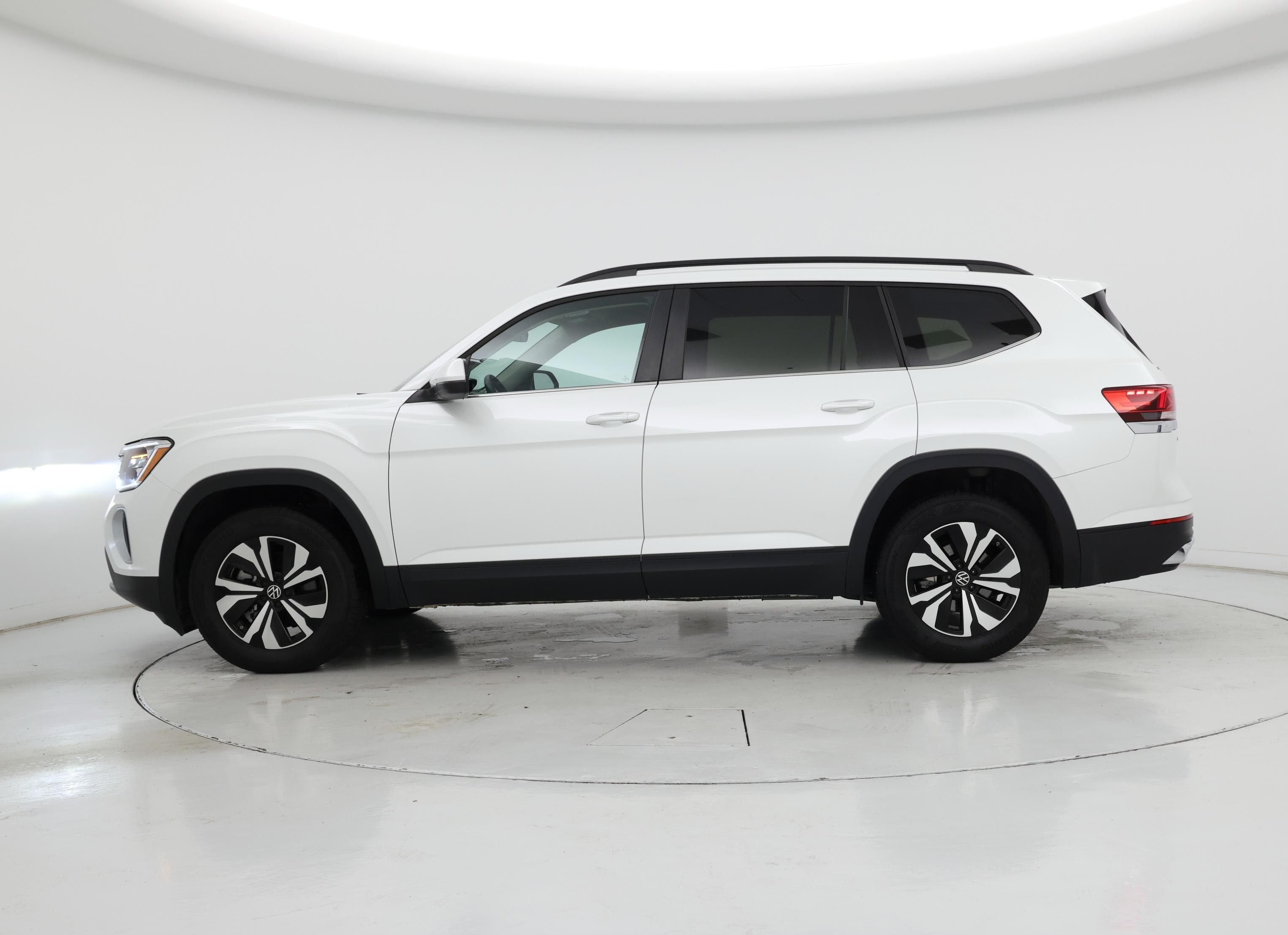 Thumbnail: 2026 Volkswagen Atlas - 3