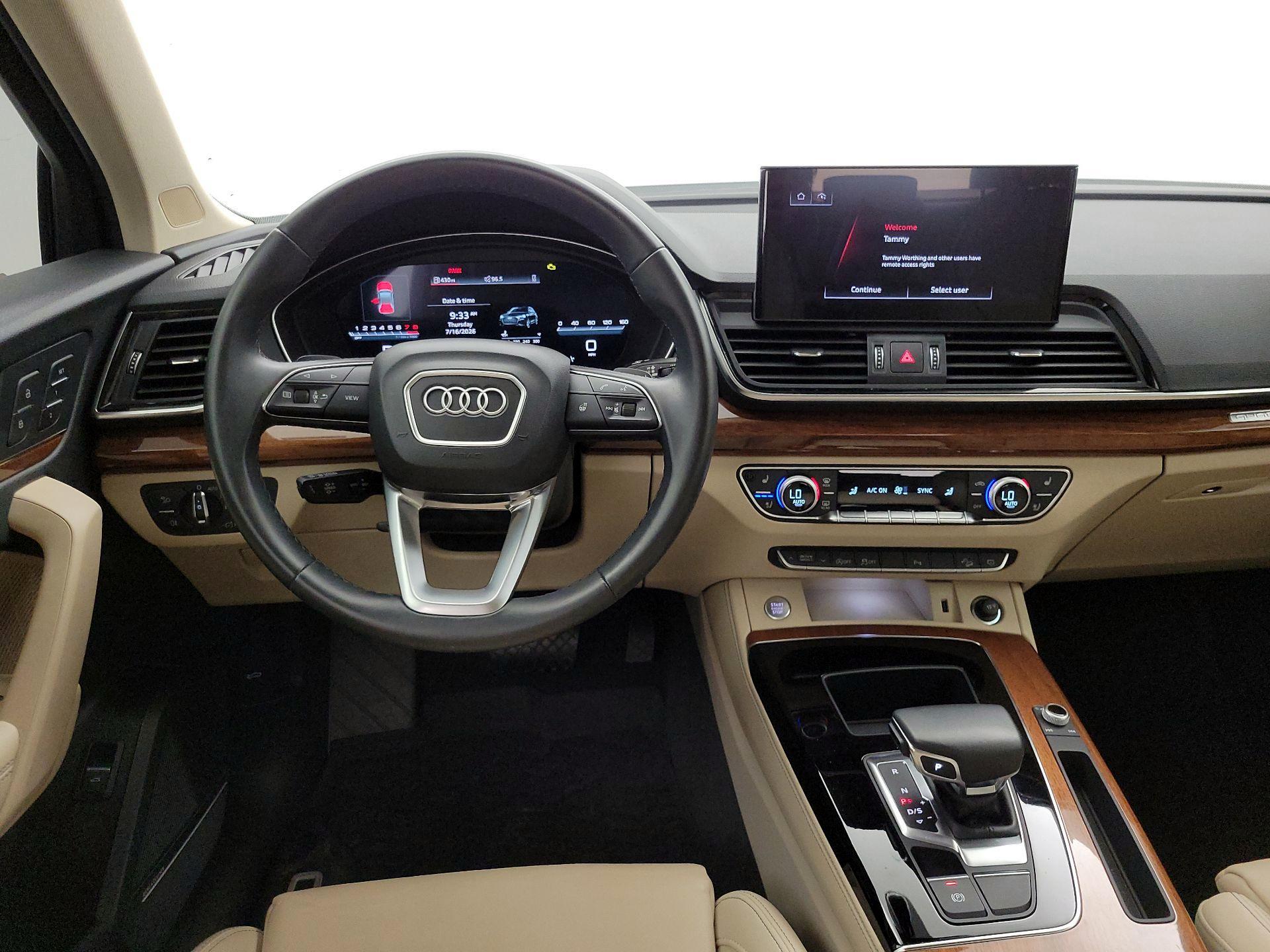 Thumbnail: 2022 Audi Q5 - 10