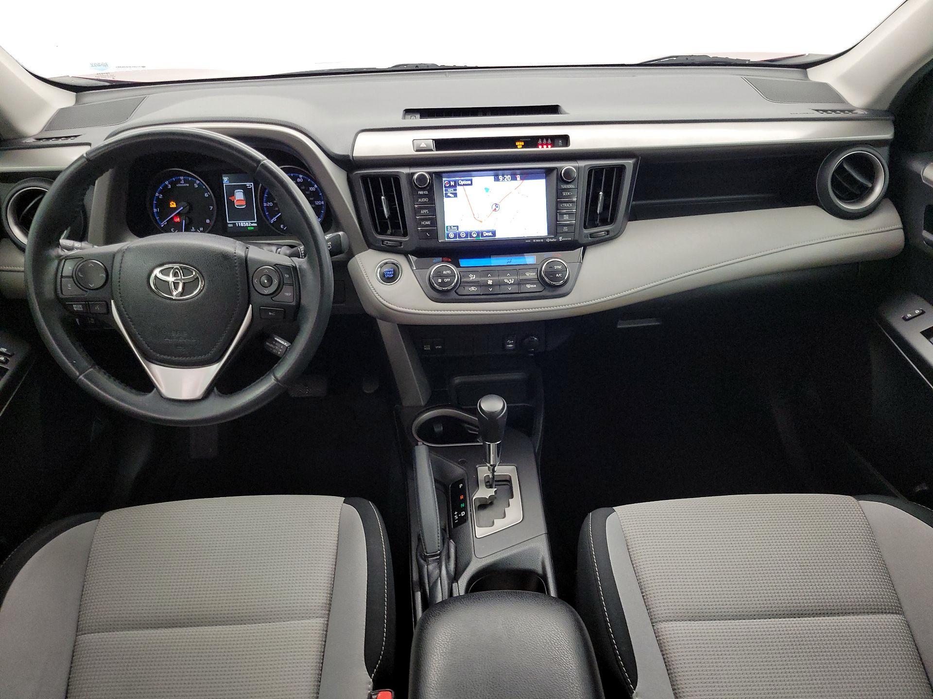 Thumbnail: 2018 Toyota RAV4 - 9