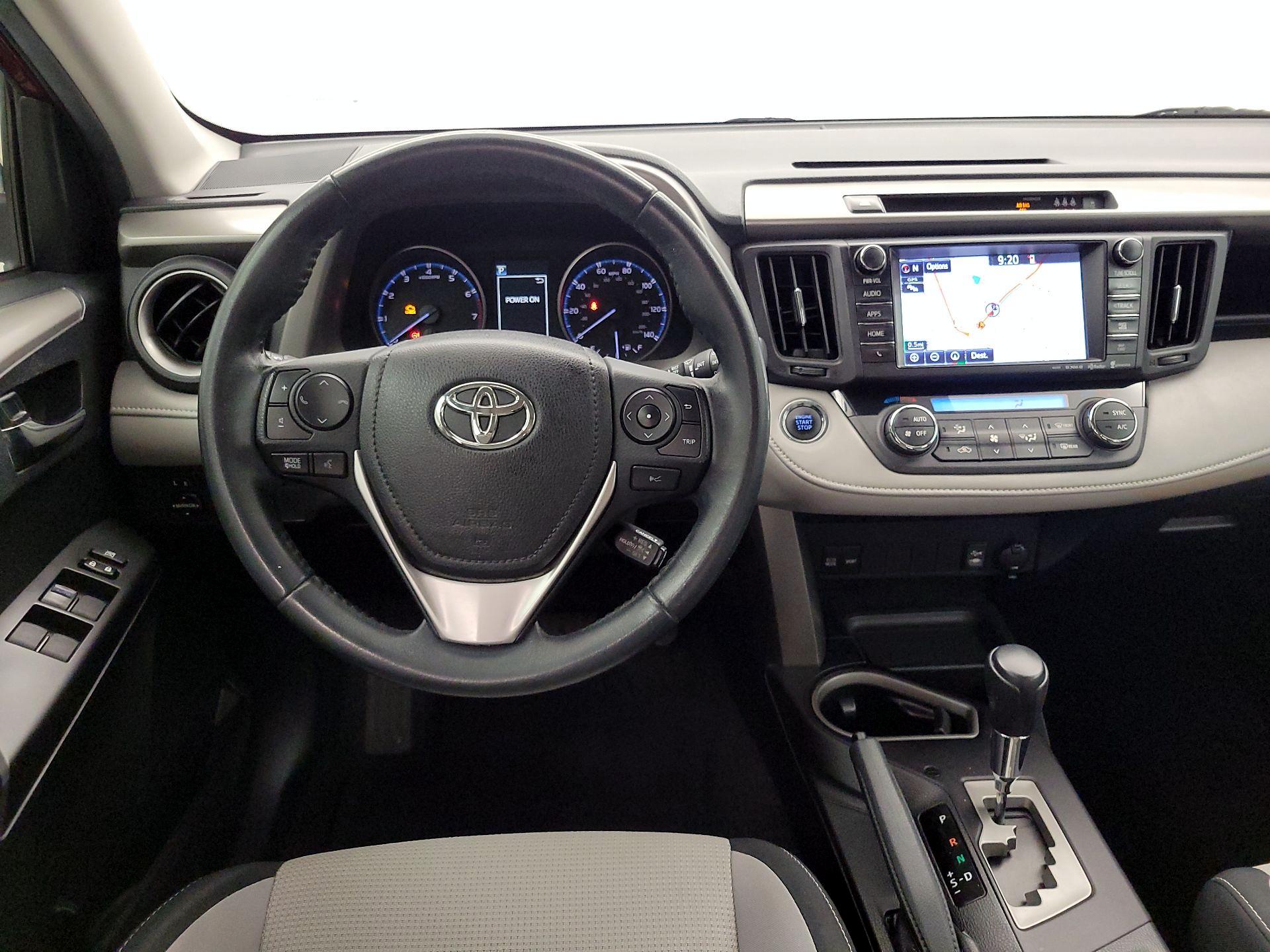 Thumbnail: 2018 Toyota RAV4 - 10