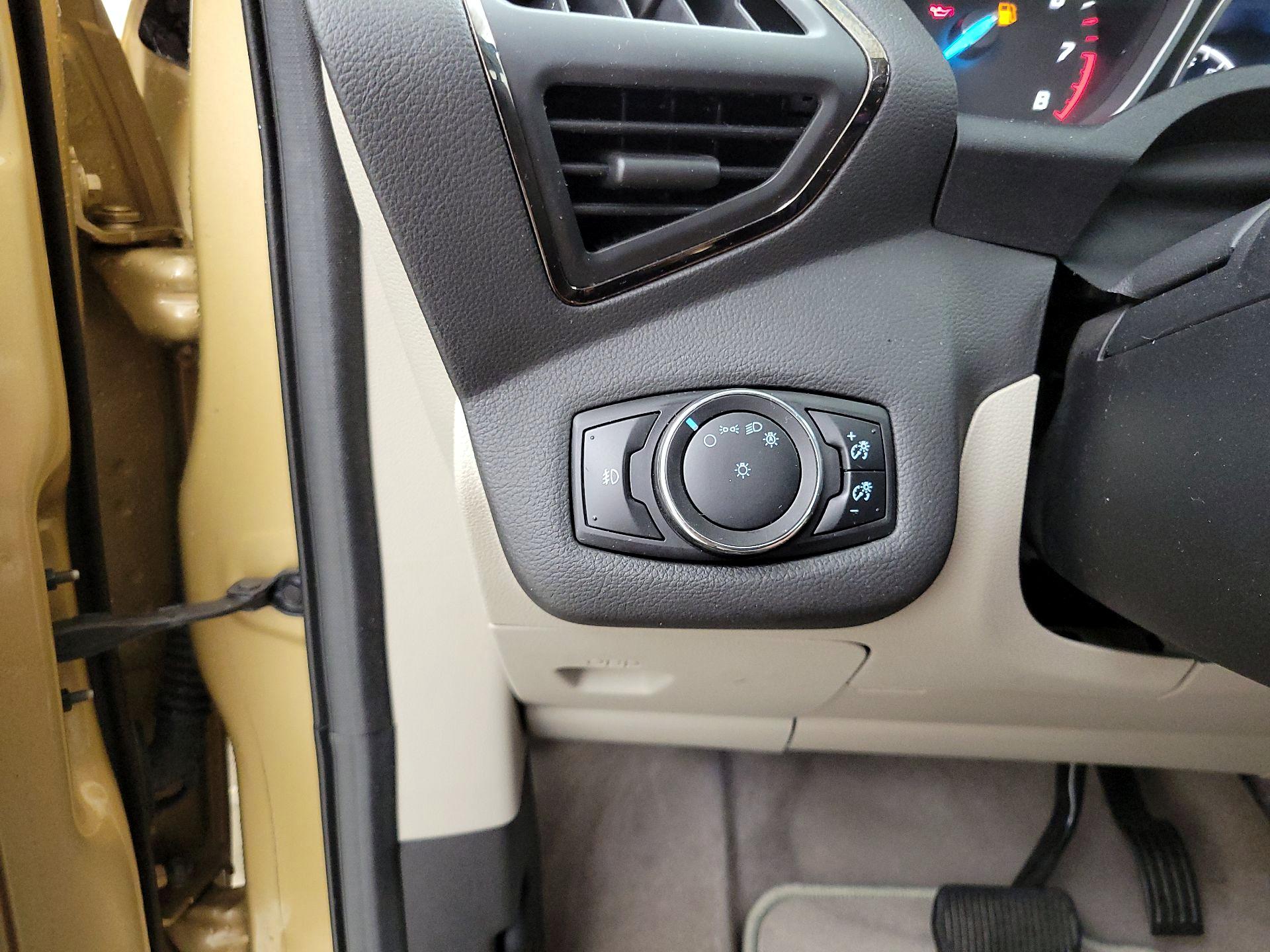 Thumbnail: 2014 Ford Escape - 13