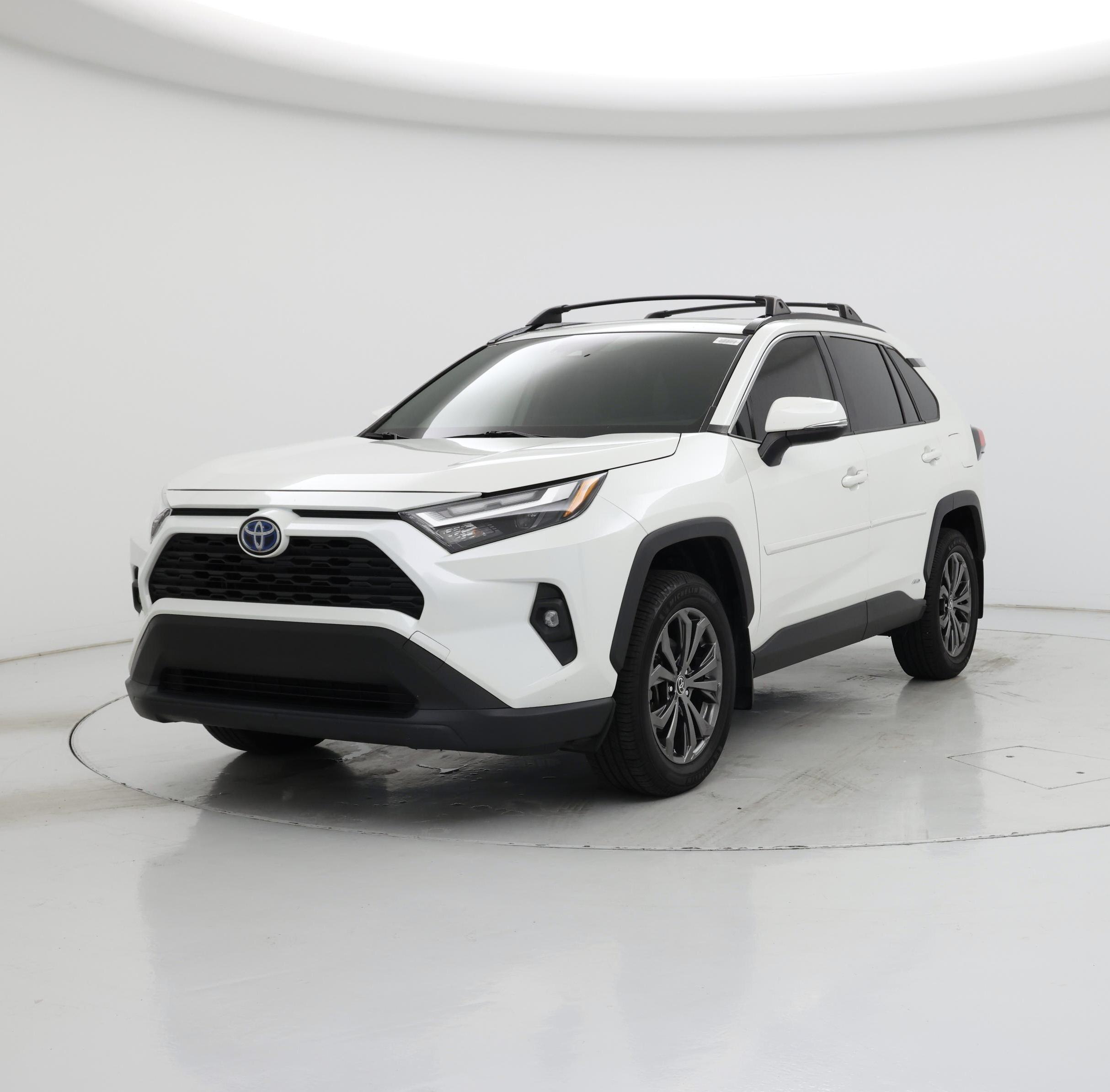 Thumbnail: 2022 Toyota RAV4 - 4