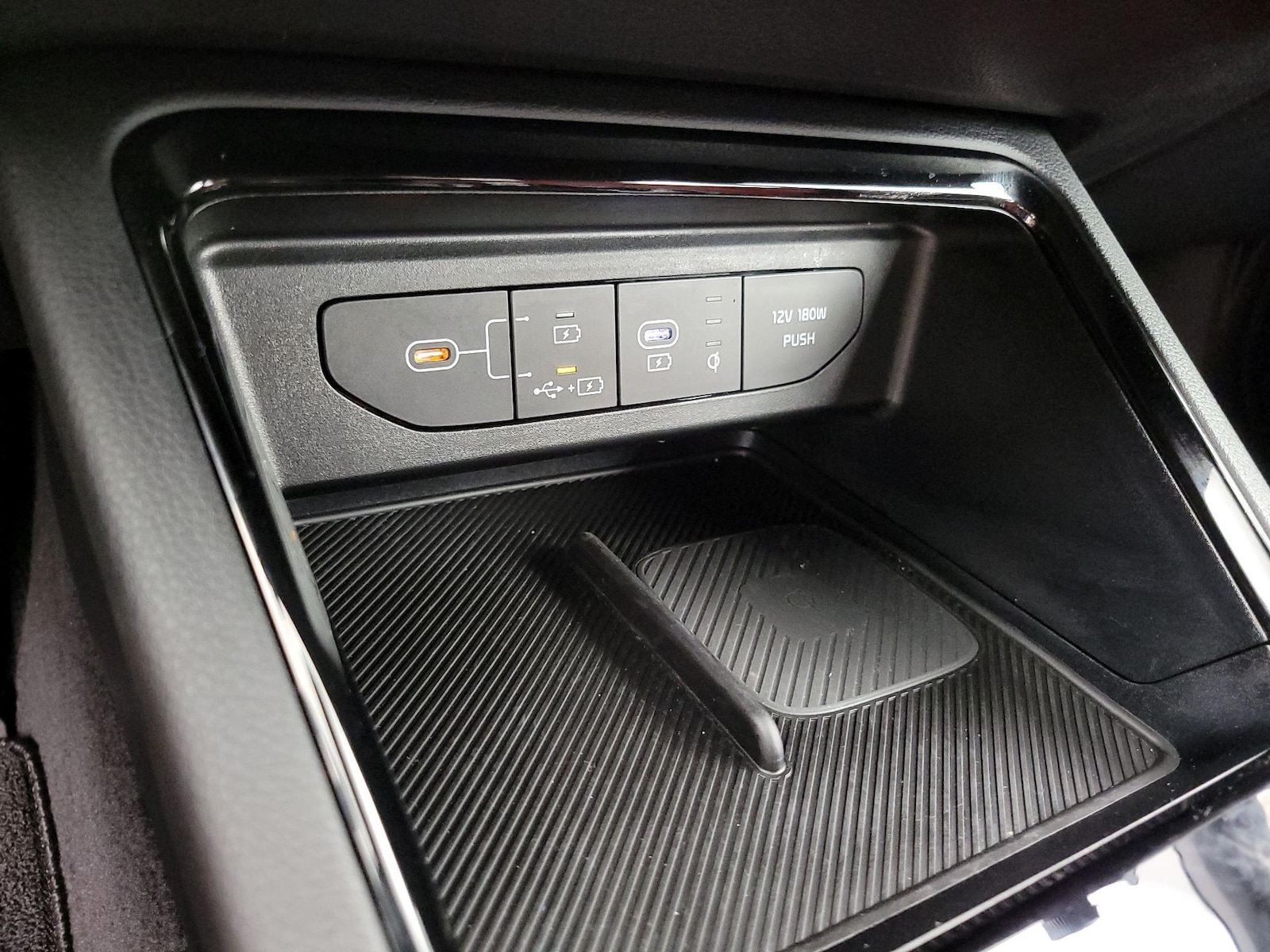 2026 Kia K5 GT-Line - Photo 20