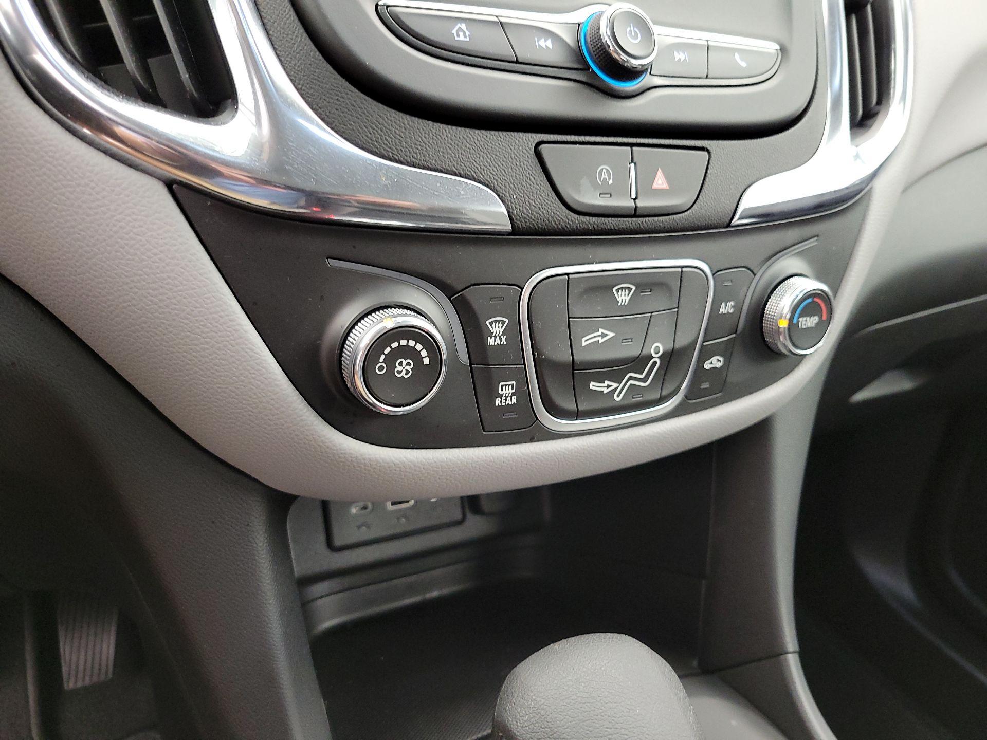Thumbnail: 2024 Chevrolet Equinox - 16