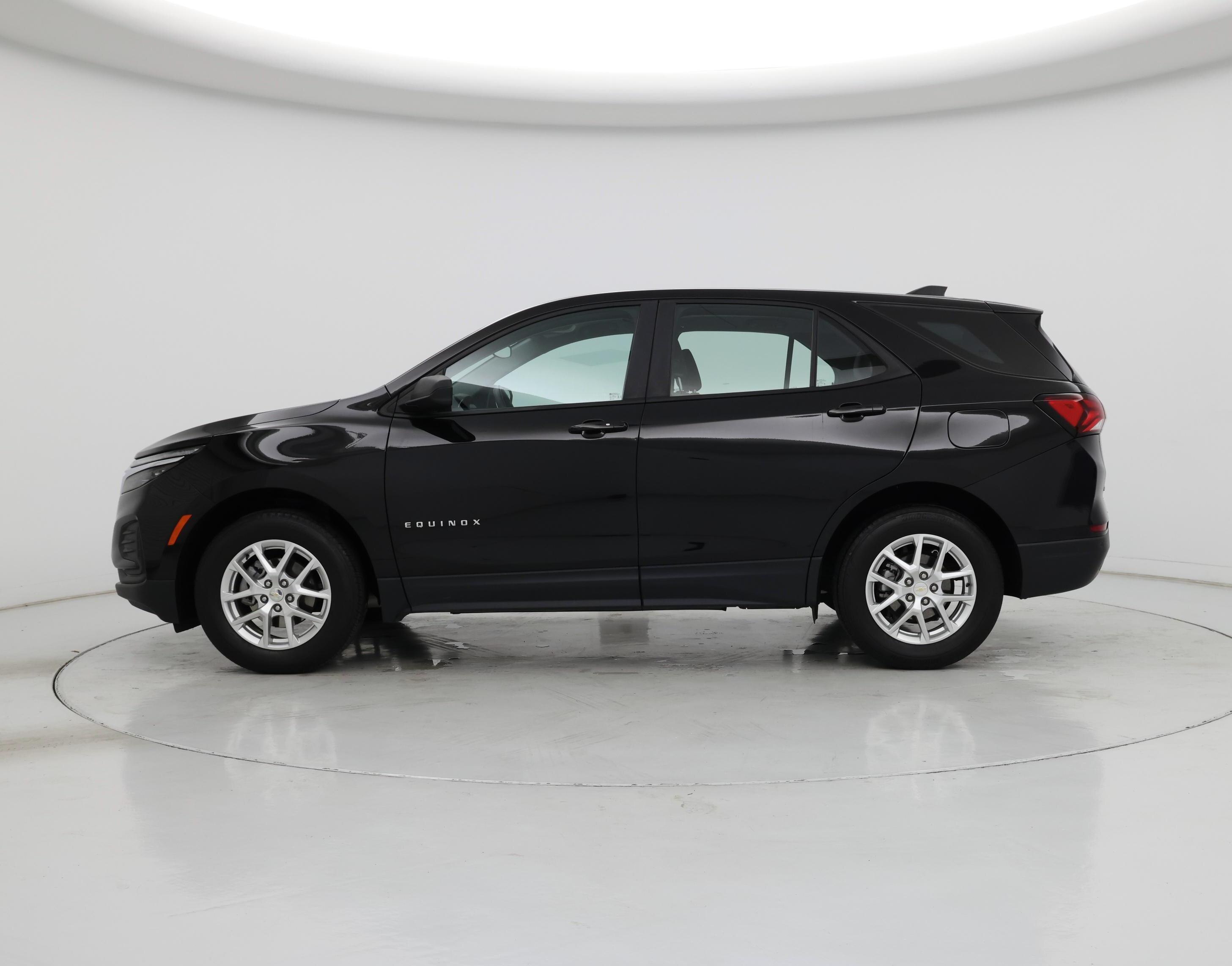Thumbnail: 2024 Chevrolet Equinox - 3