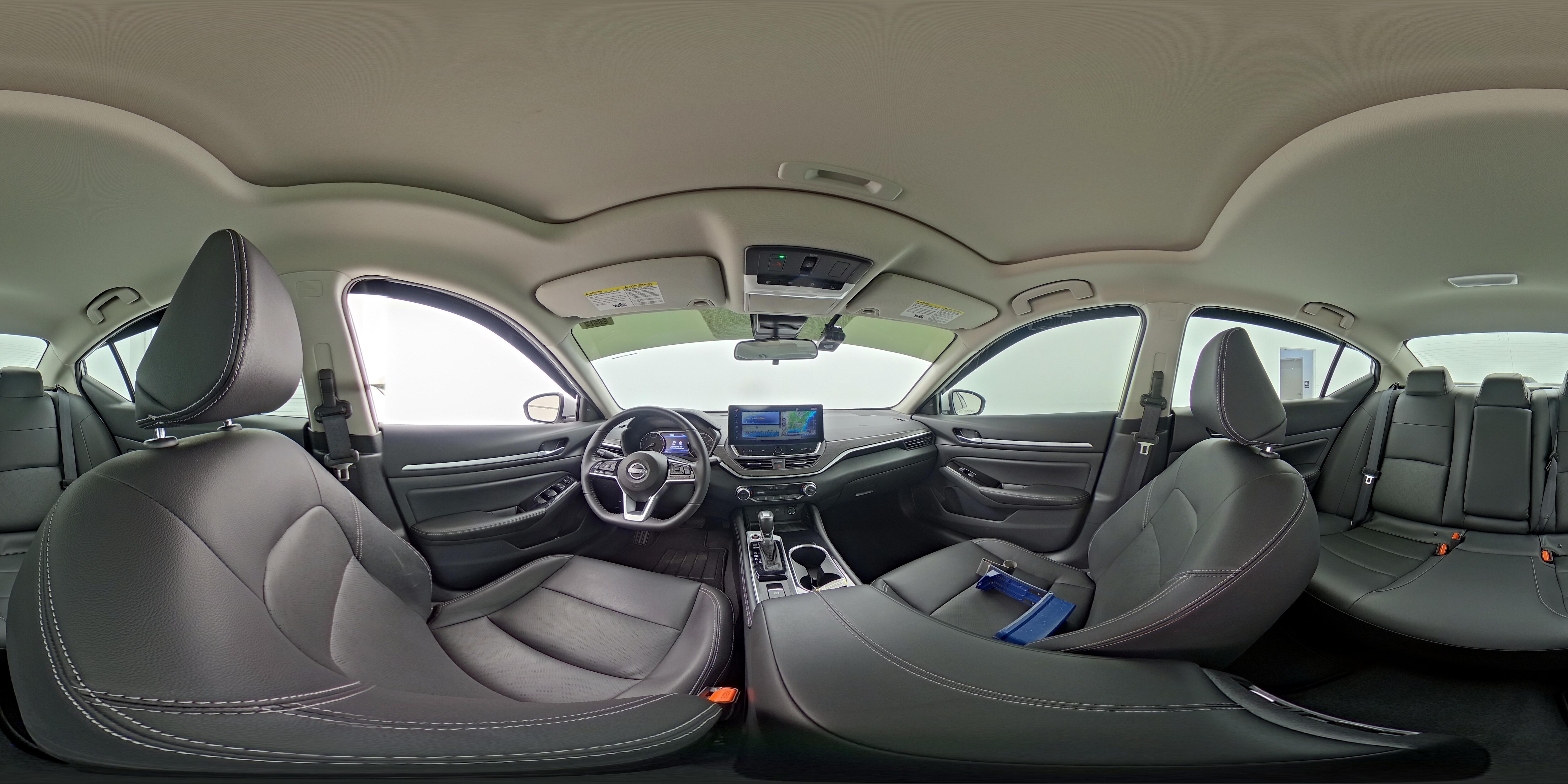 2025 Nissan Altima SL - Photo 26