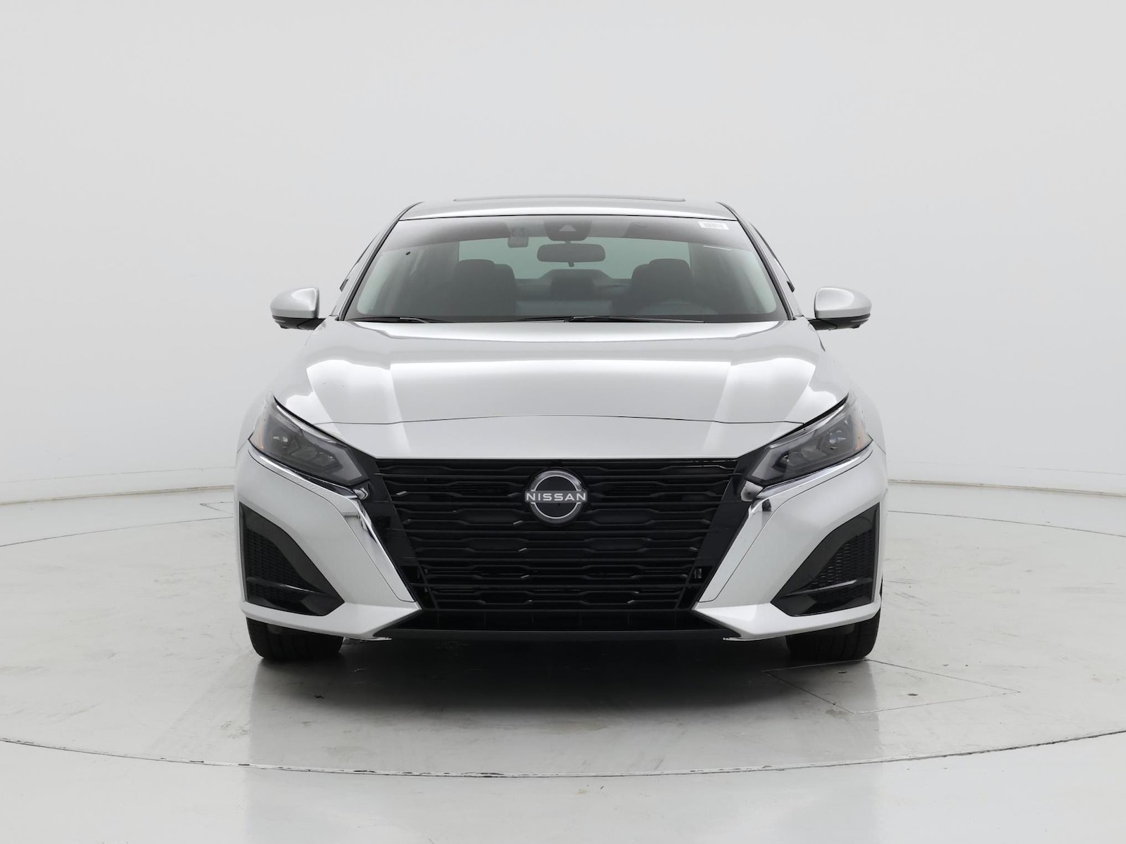 2025 Nissan Altima SL - Photo 6