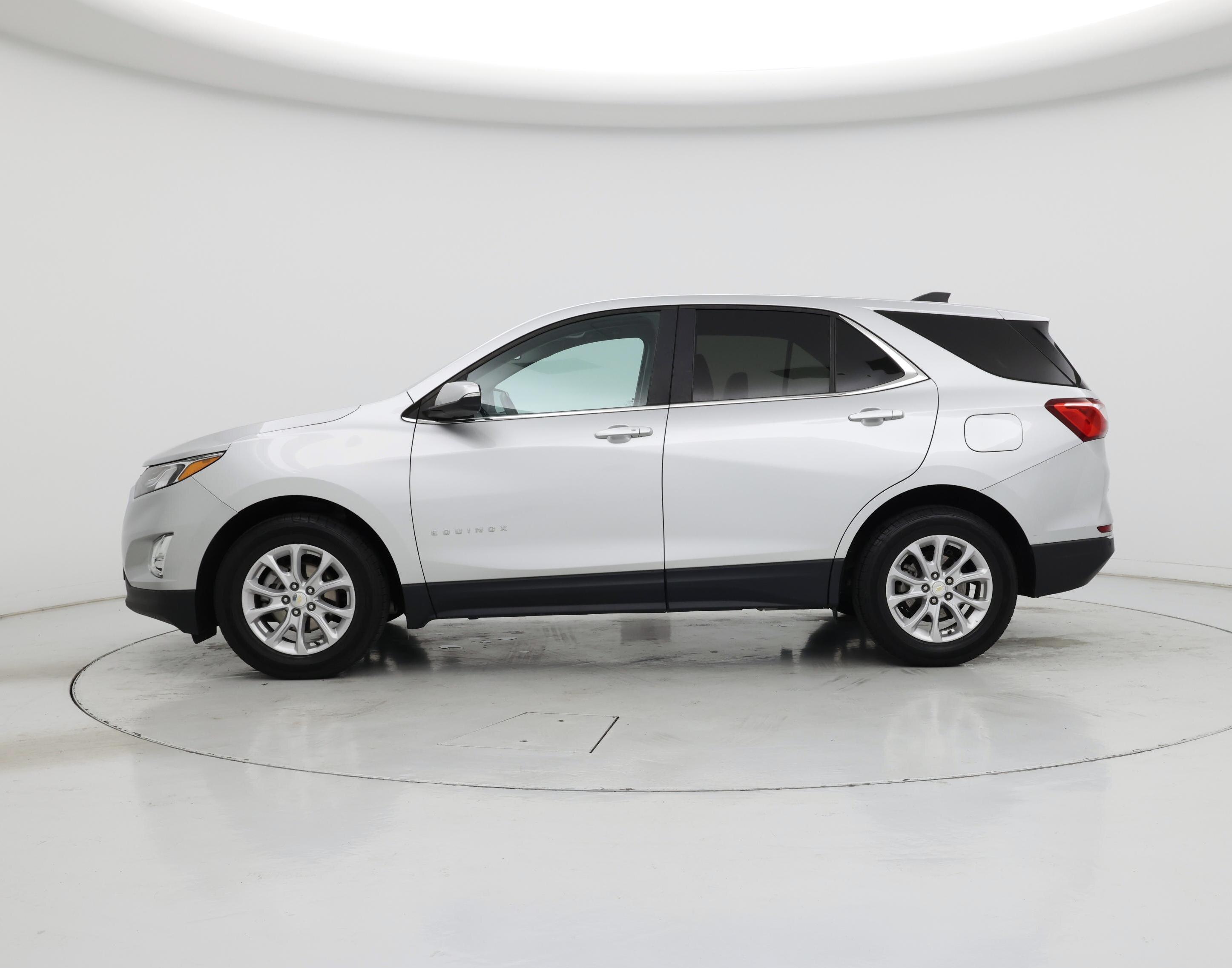 Thumbnail: 2021 Chevrolet Equinox - 3