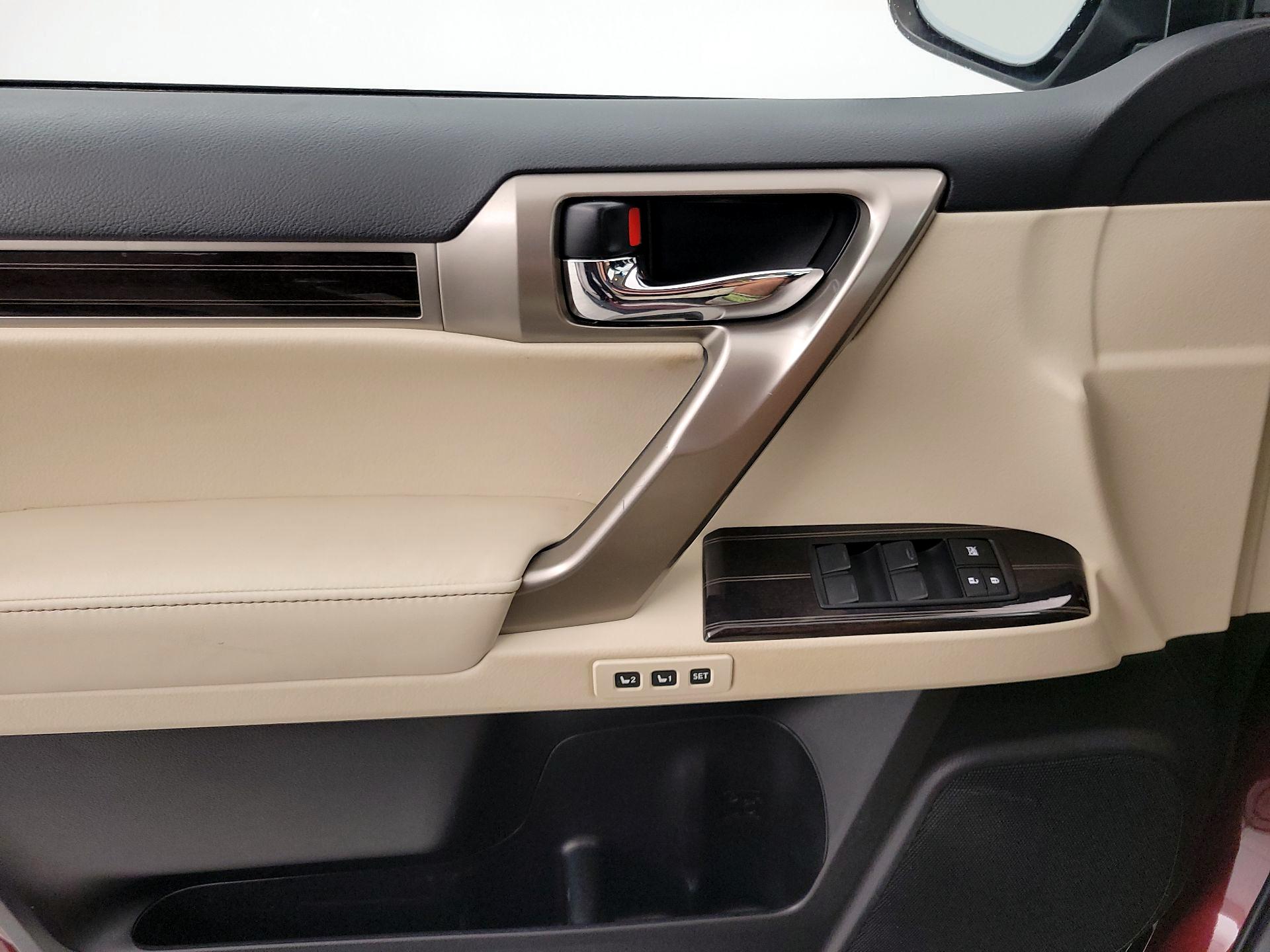 Thumbnail: 2021 Lexus GX - 12