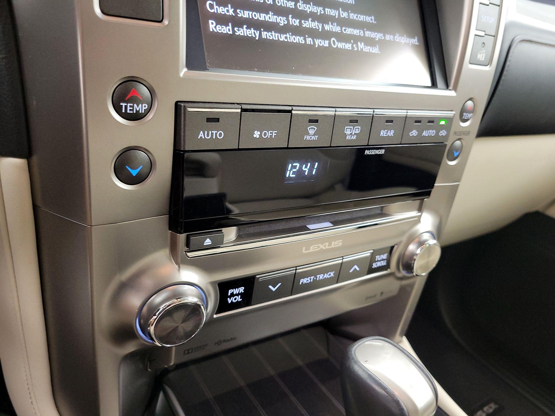 Thumbnail: 2021 Lexus GX - 17