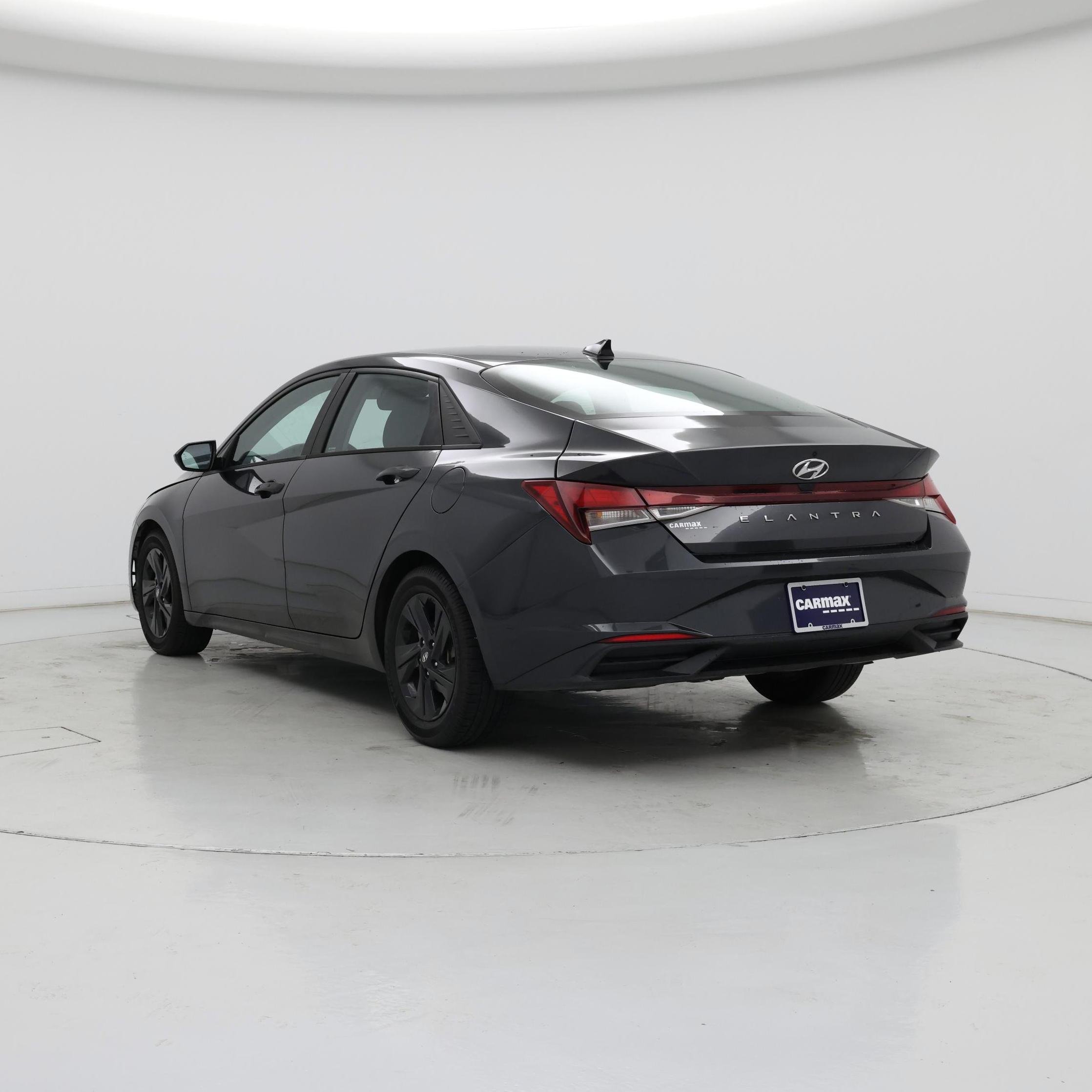 Thumbnail: 2021 Hyundai Elantra - 2