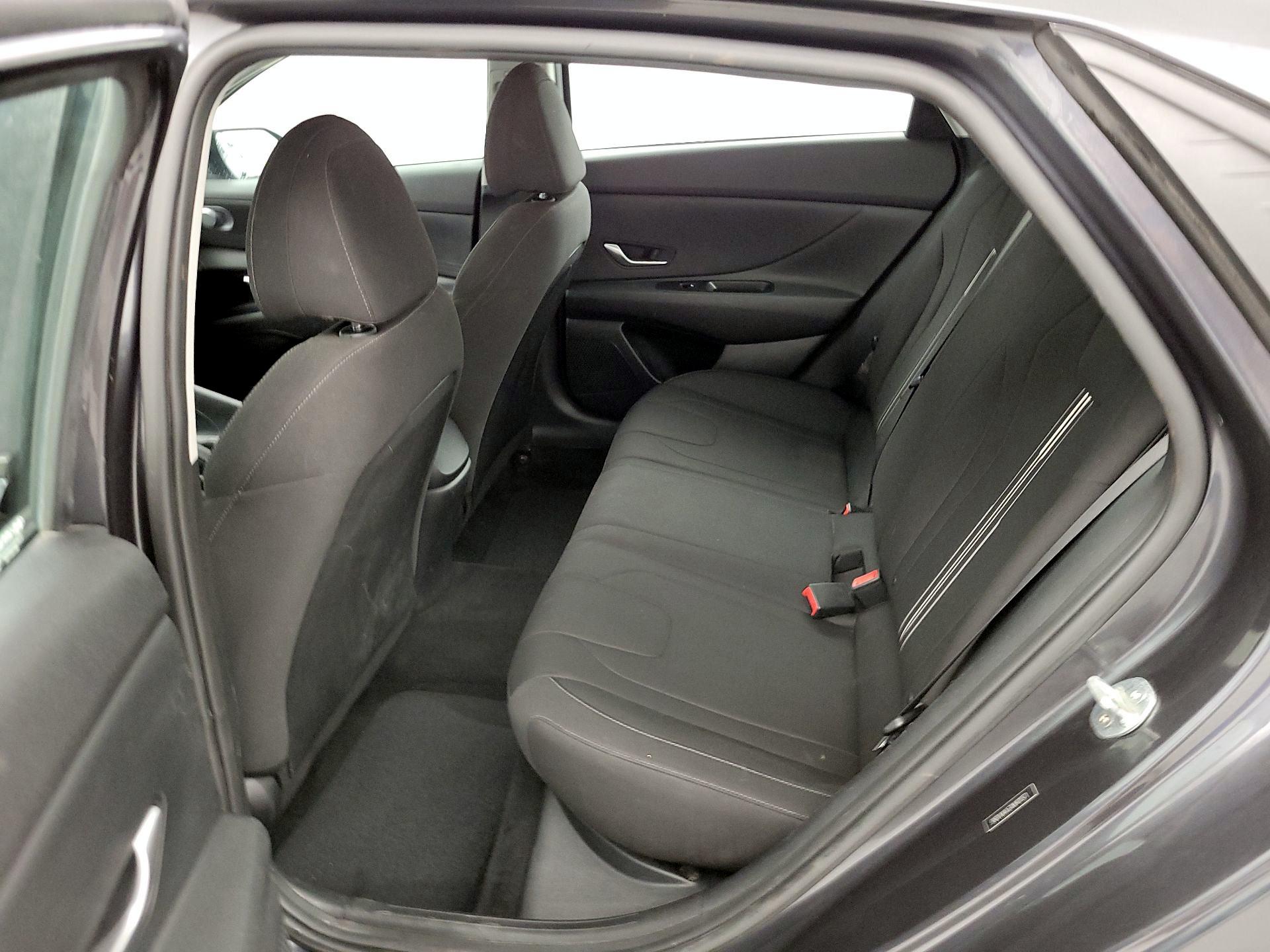 Thumbnail: 2021 Hyundai Elantra - 19