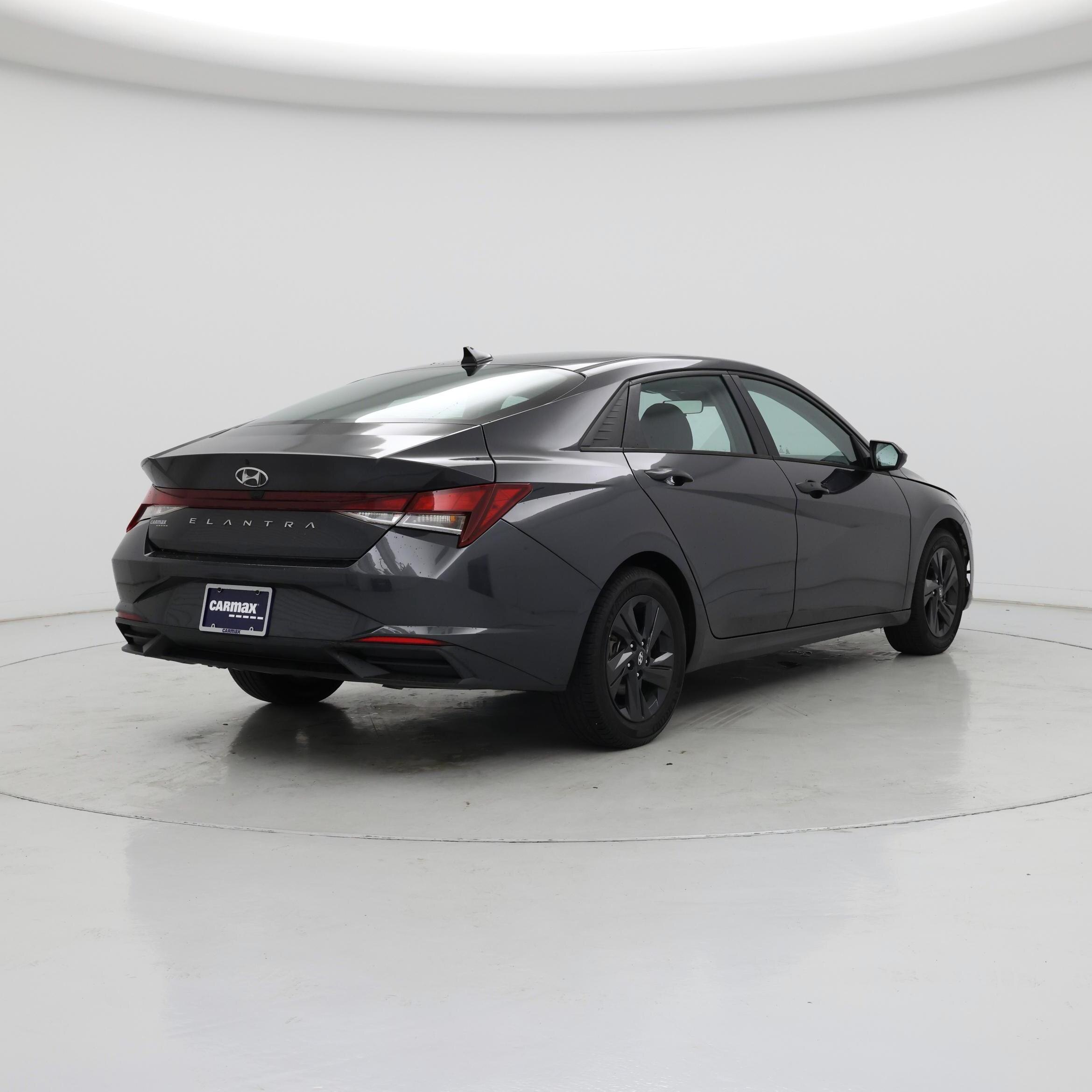 Thumbnail: 2021 Hyundai Elantra - 8
