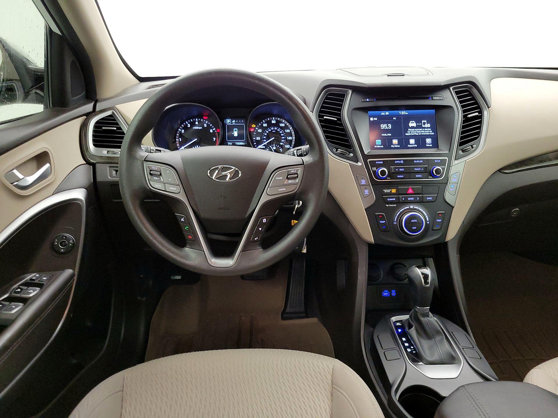 Thumbnail: 2017 Hyundai Santa Fe - 10
