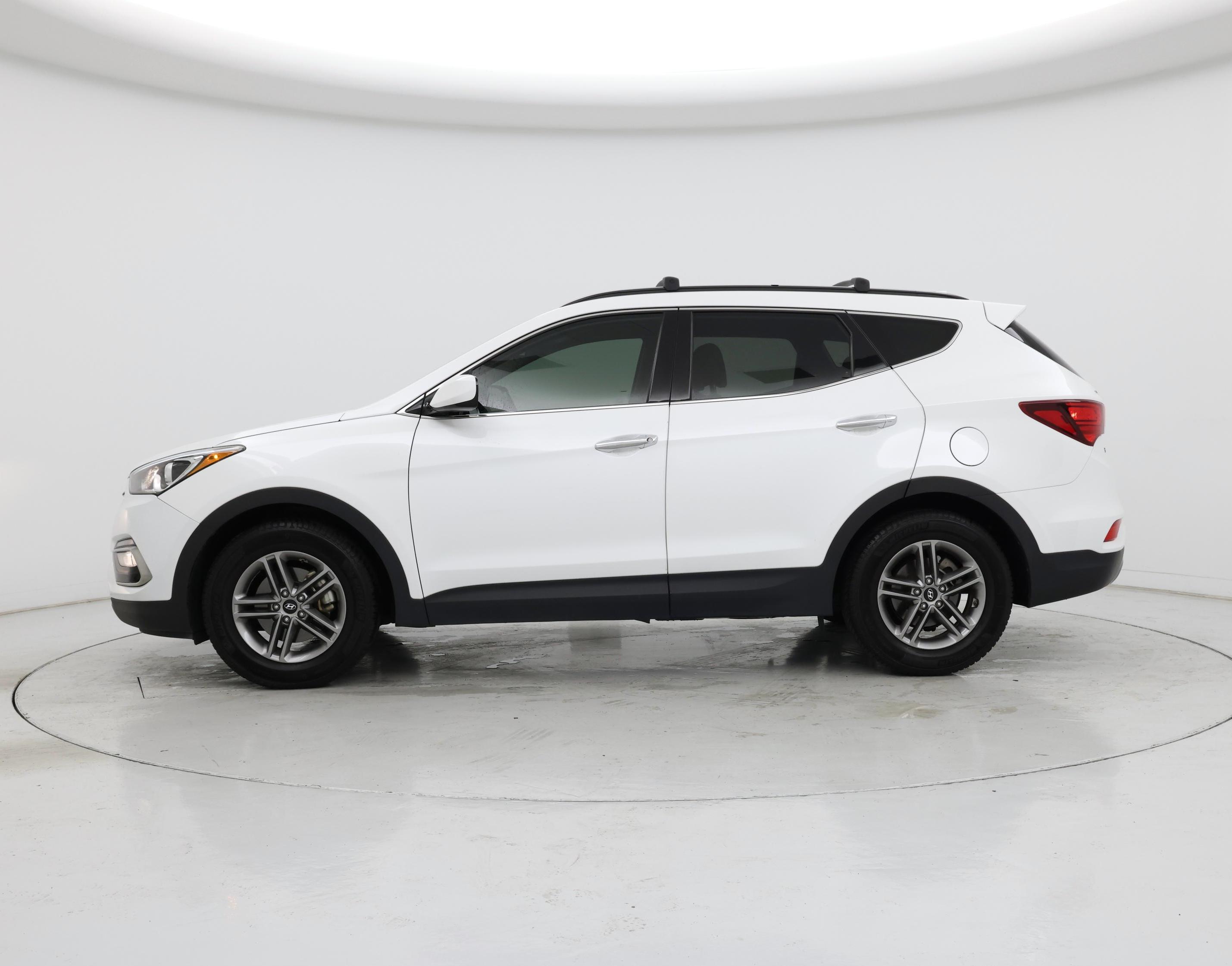 Thumbnail: 2017 Hyundai Santa Fe - 3
