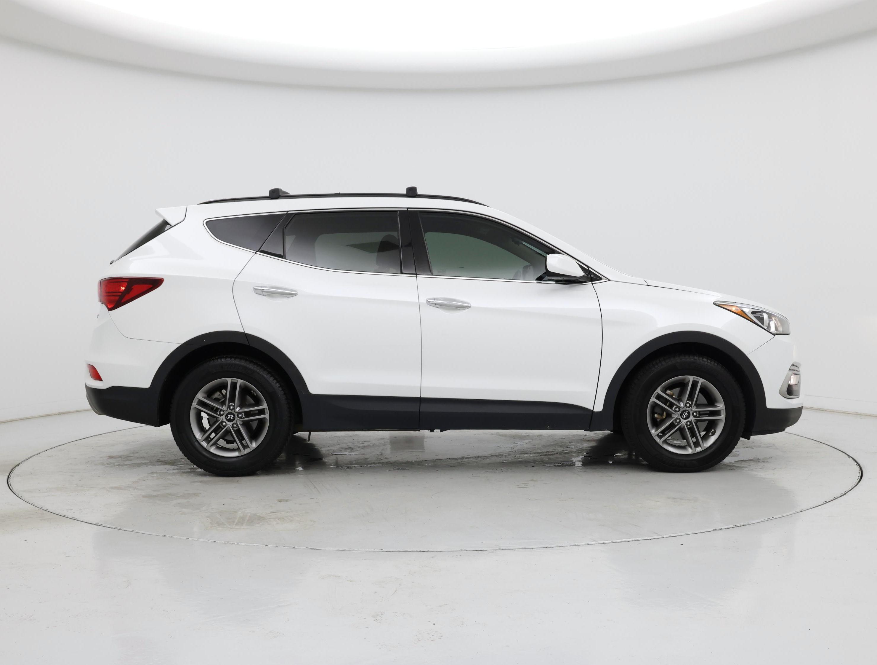 Thumbnail: 2017 Hyundai Santa Fe - 7