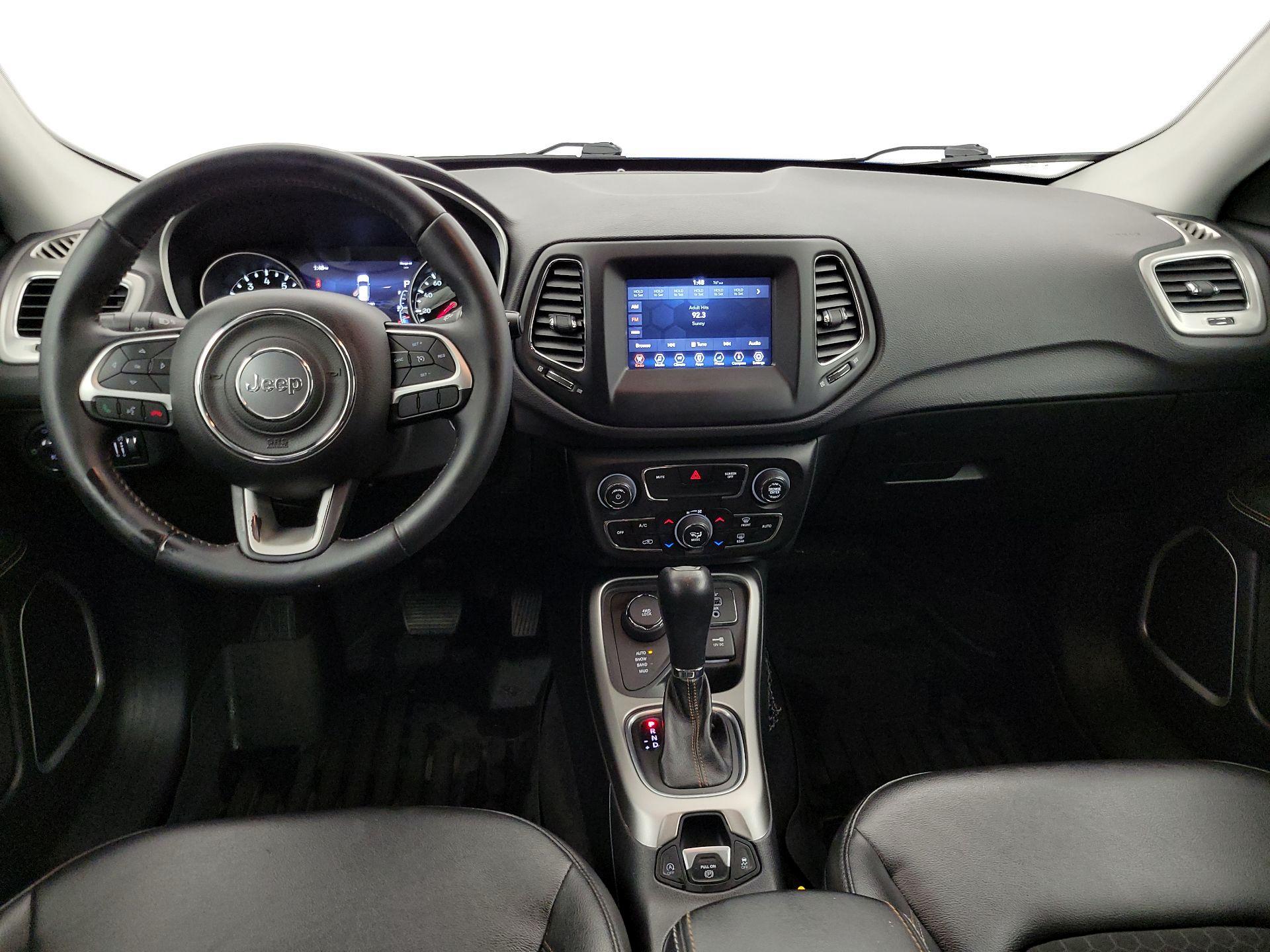 Thumbnail: 2018 Jeep Compass - 9