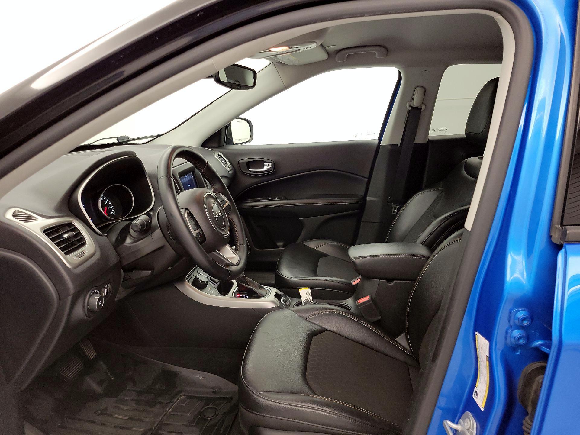 Thumbnail: 2018 Jeep Compass - 11