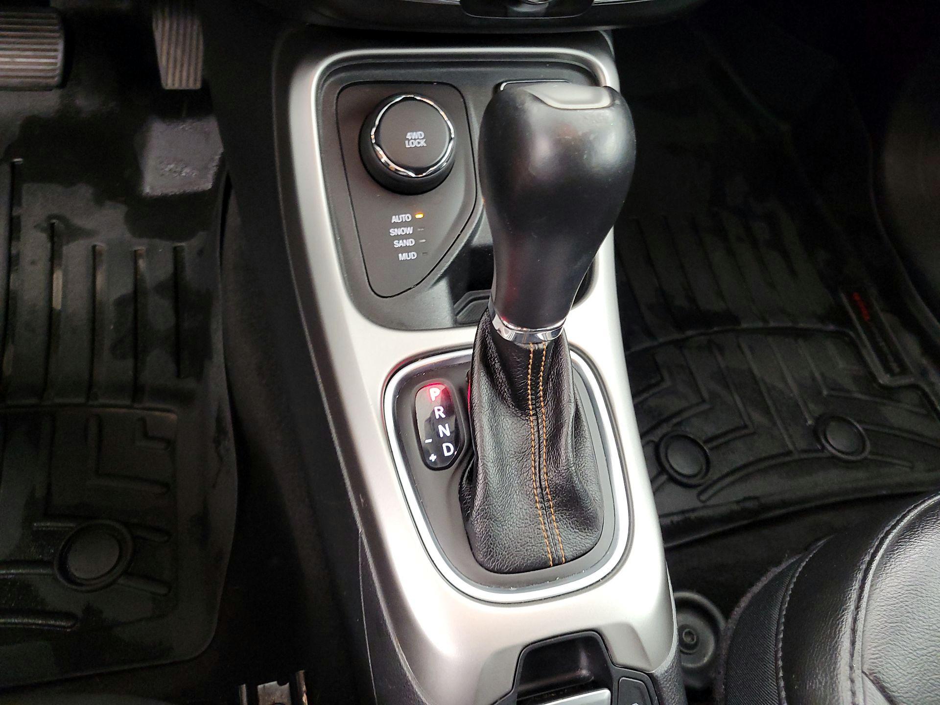 Thumbnail: 2018 Jeep Compass - 17