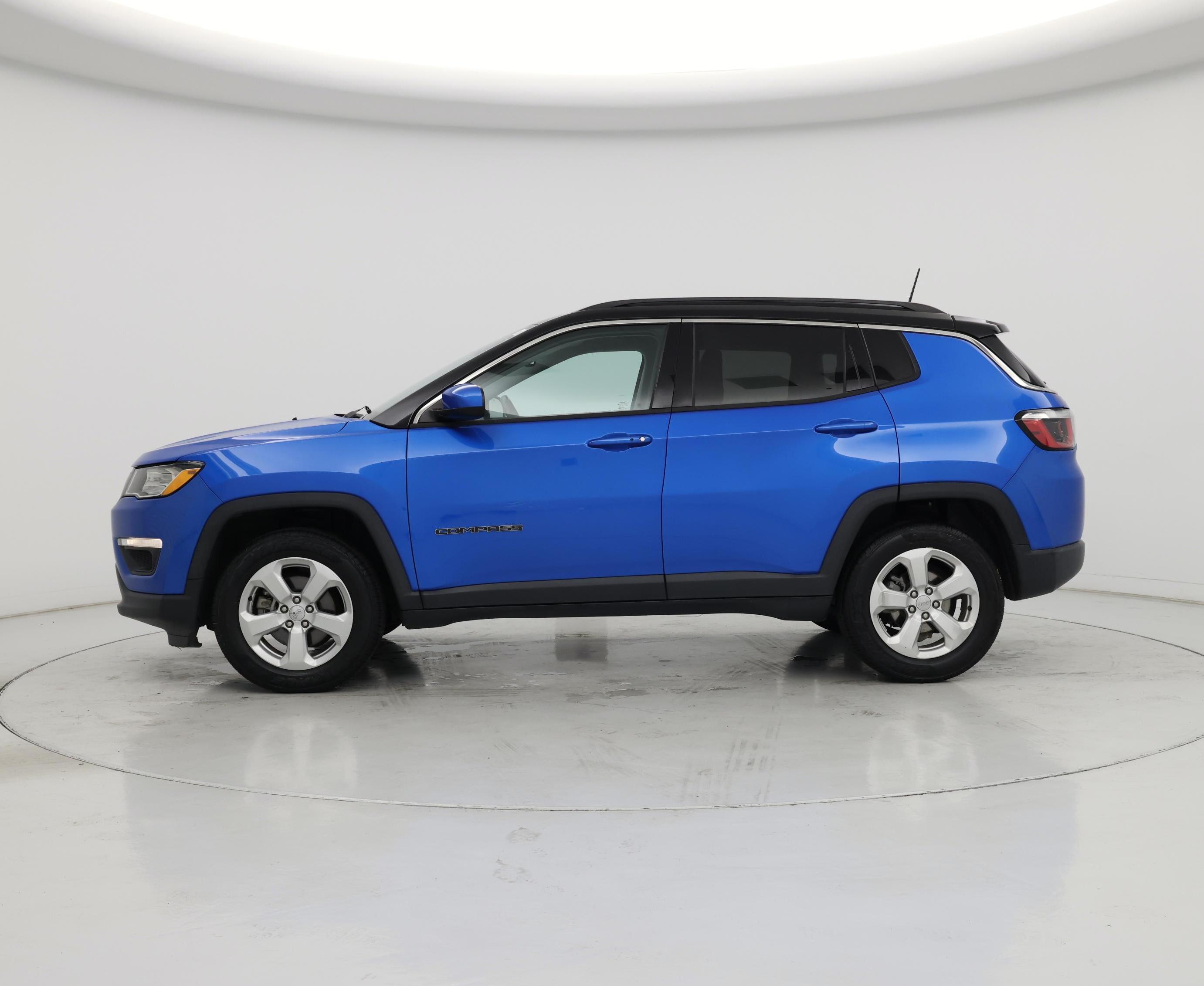 Thumbnail: 2018 Jeep Compass - 3