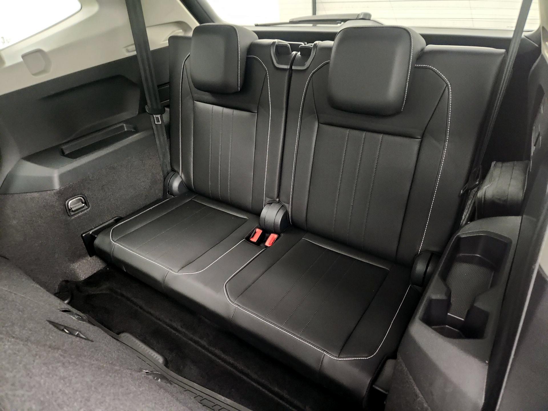 Thumbnail: 2023 Volkswagen Tiguan - 20