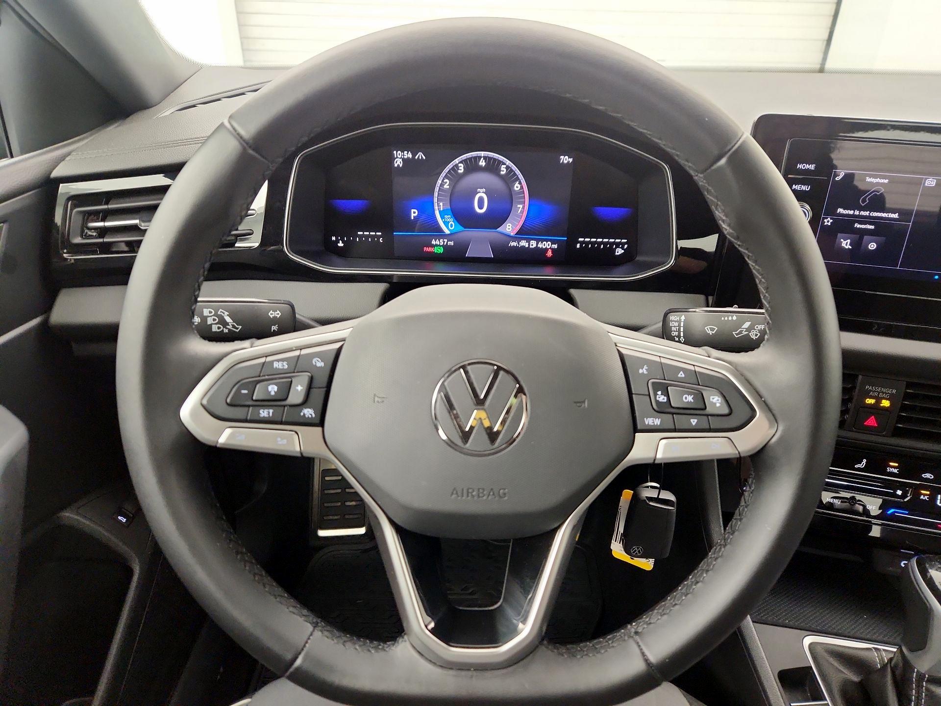 Thumbnail: 2025 Volkswagen Jetta - 10