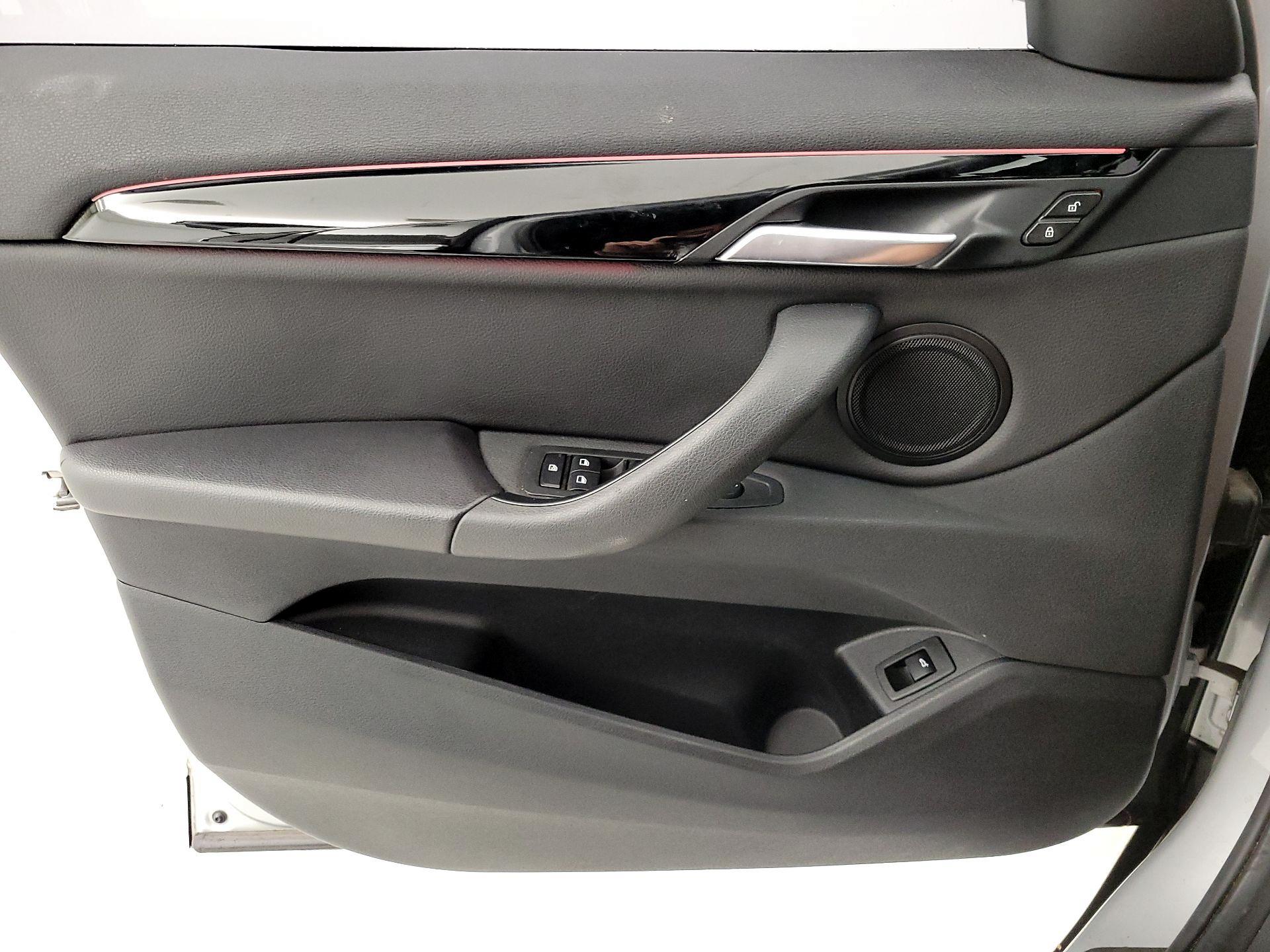 Thumbnail: 2021 BMW X1 - 12