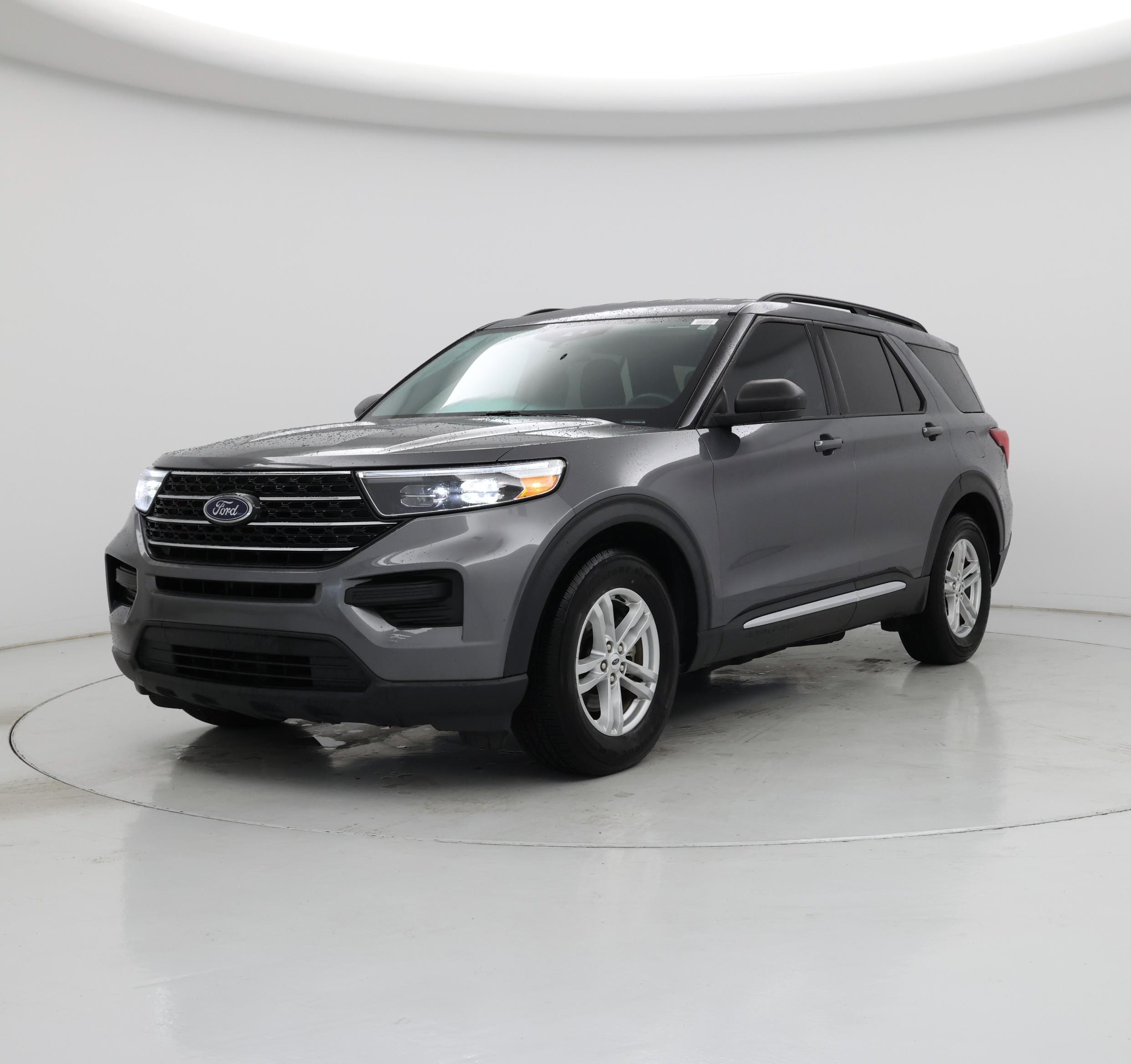 Thumbnail: 2021 Ford Explorer - 4