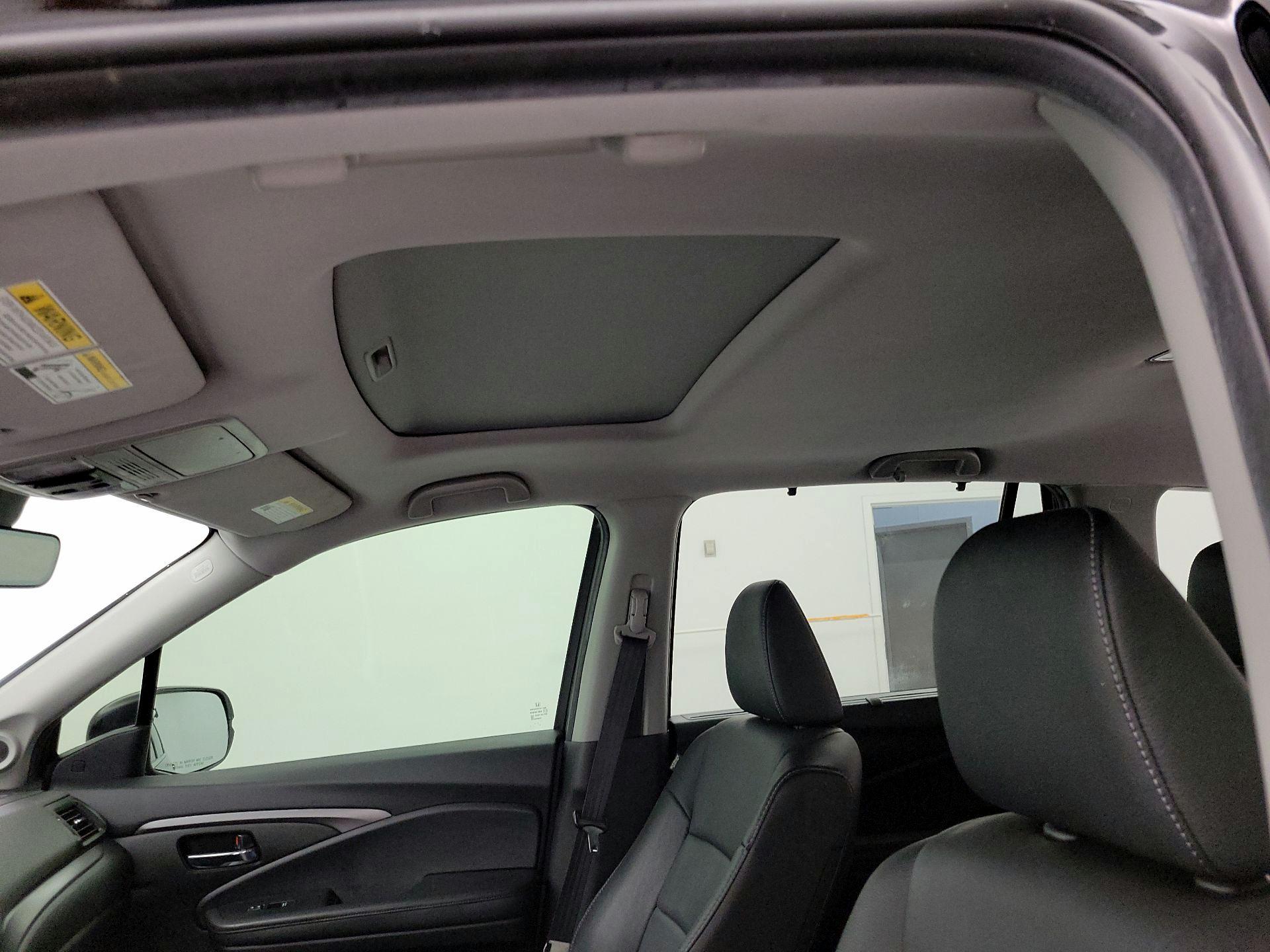 Thumbnail: 2021 Honda Pilot - 19