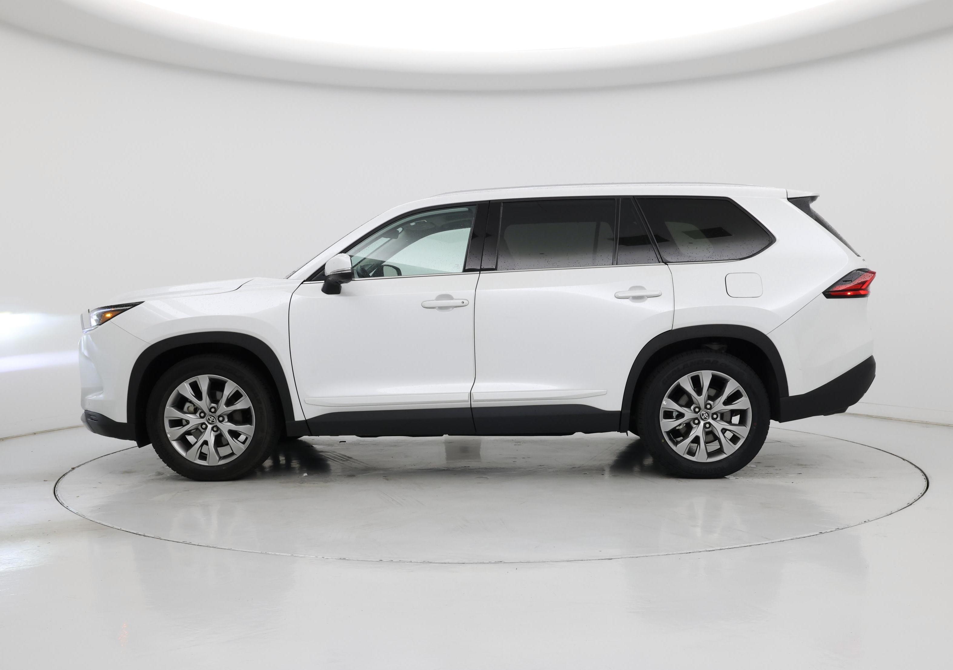 Thumbnail: 2025 Toyota Highlander - 3