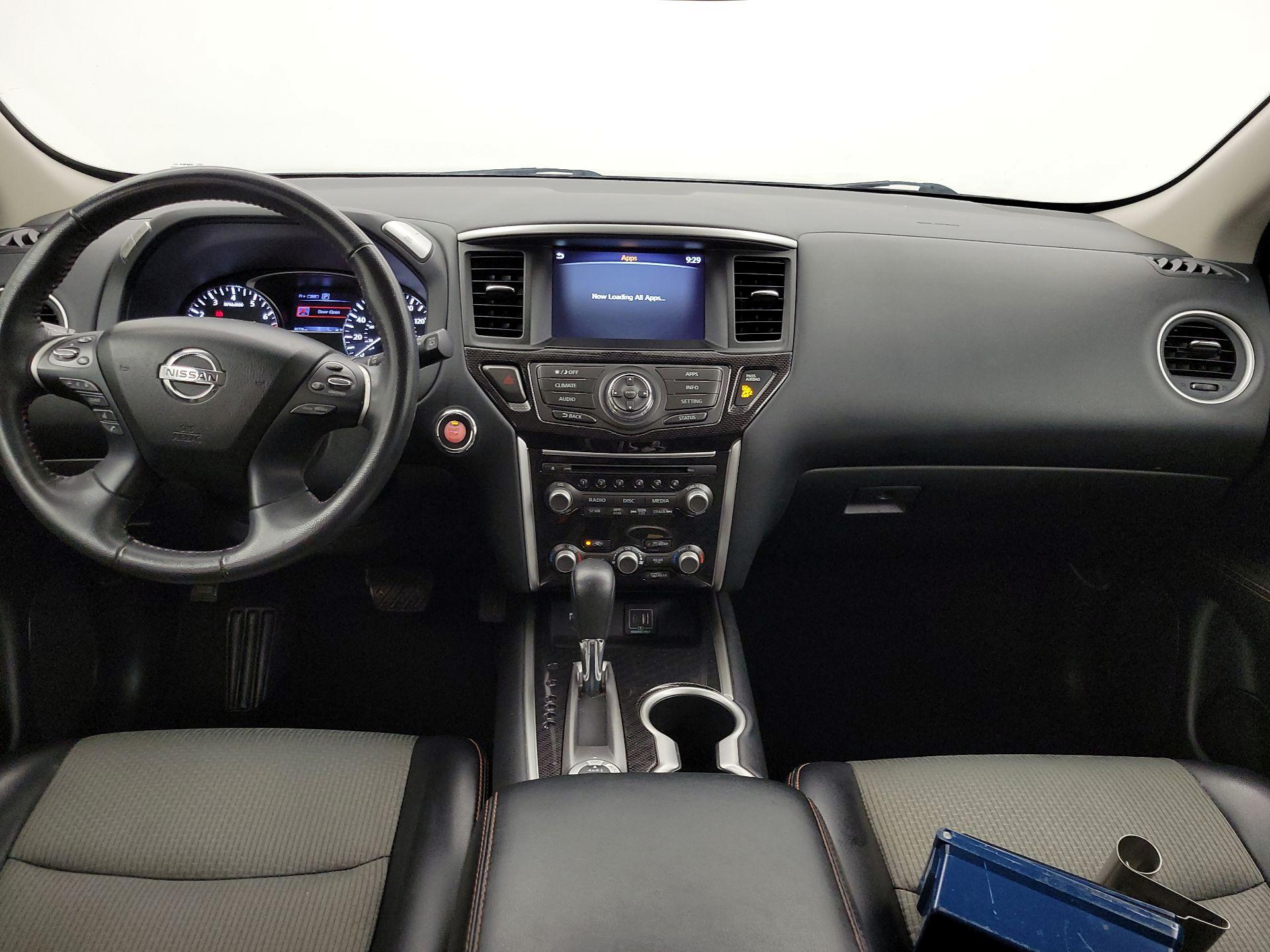 Thumbnail: 2020 Nissan Pathfinder - 9