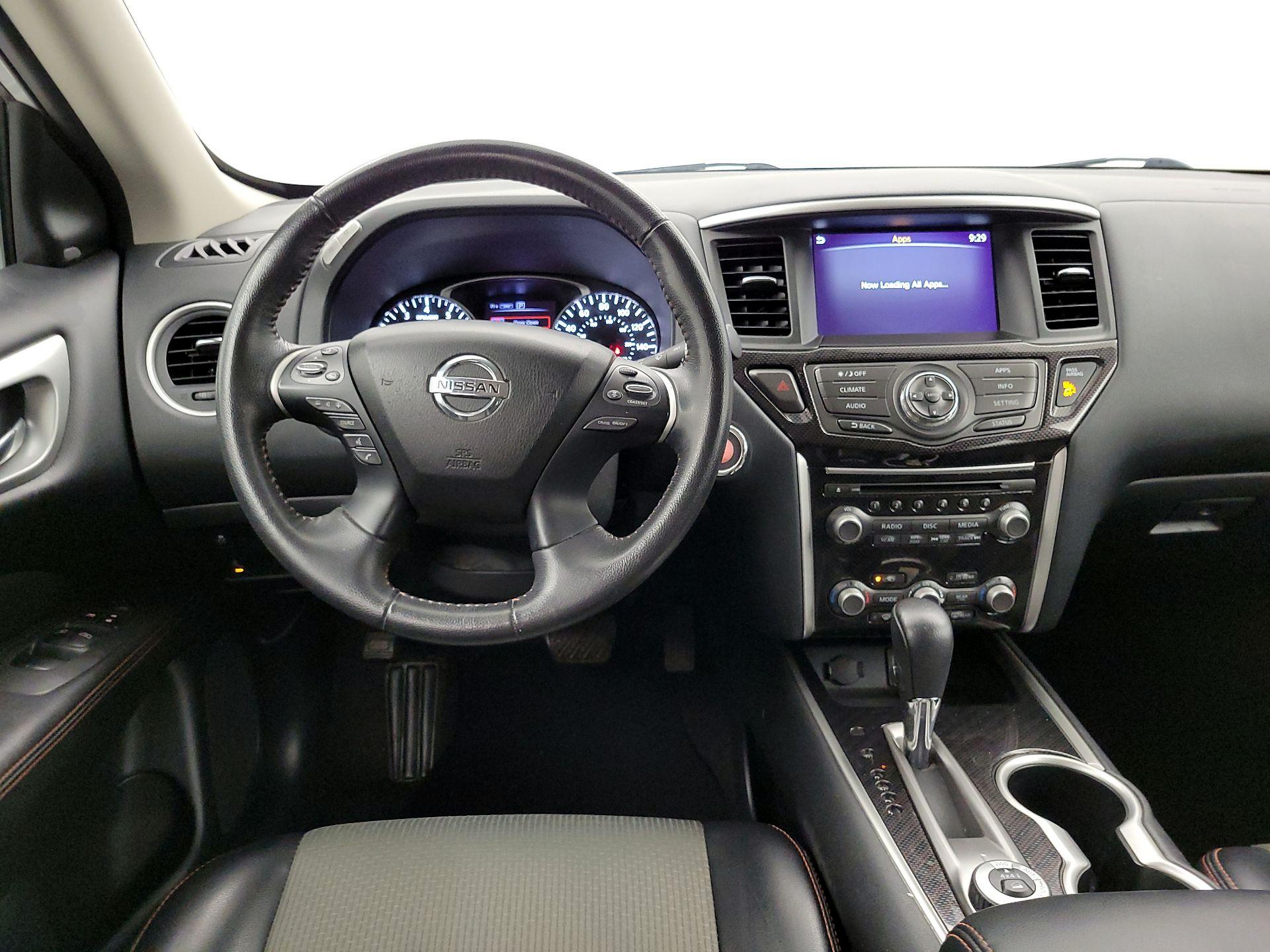 Thumbnail: 2020 Nissan Pathfinder - 10