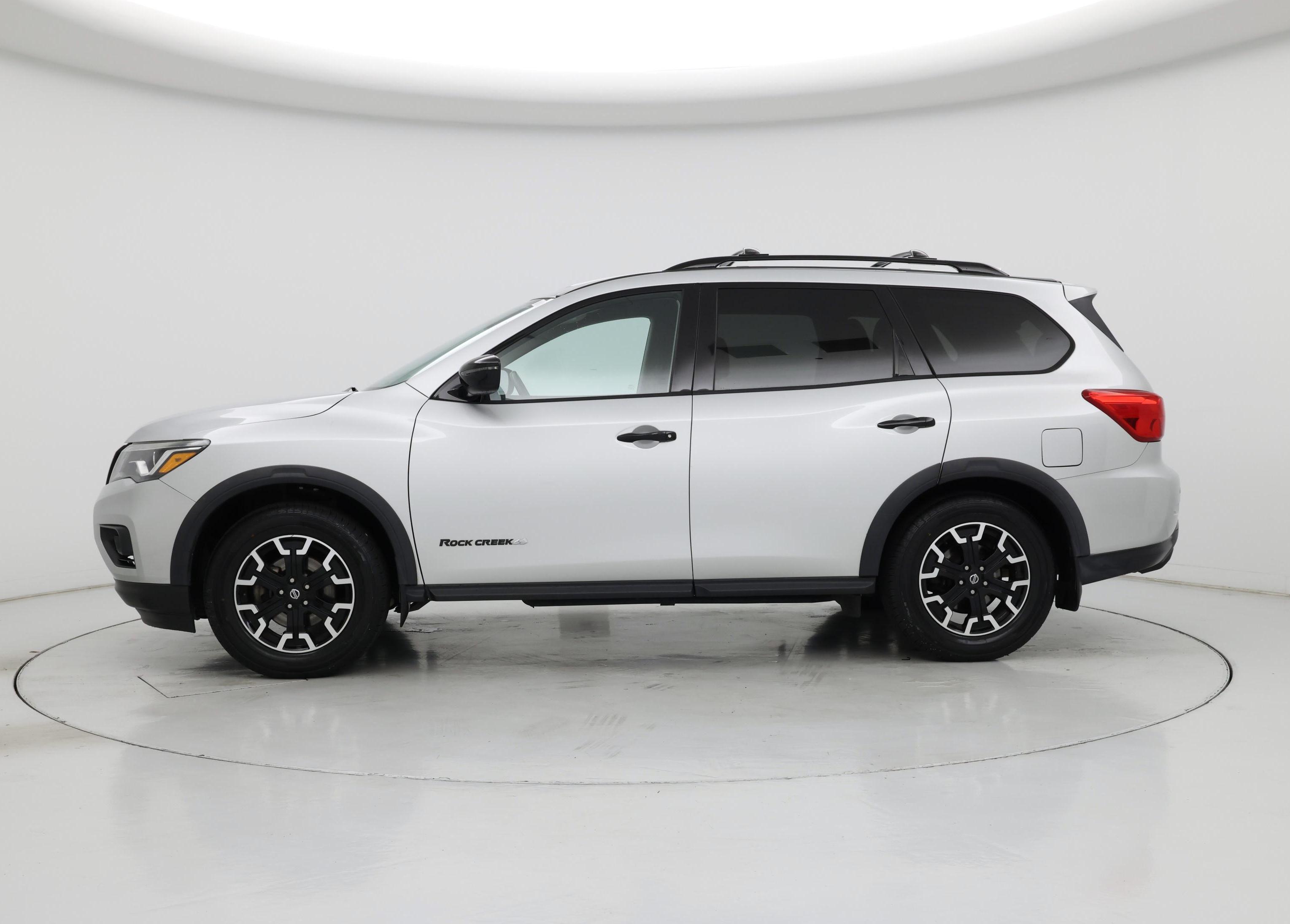 Thumbnail: 2020 Nissan Pathfinder - 3