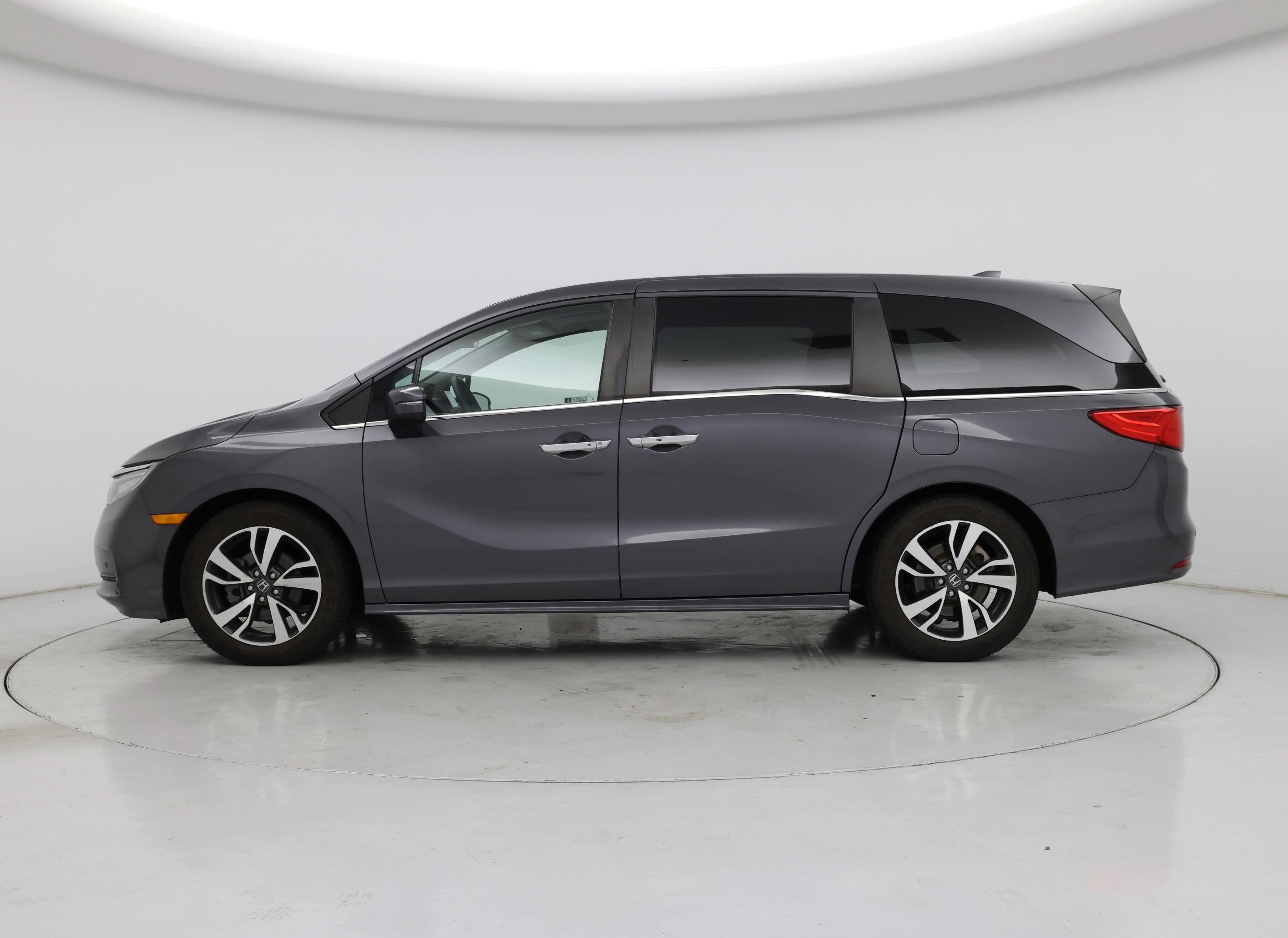 Thumbnail: 2022 Honda Odyssey - 3