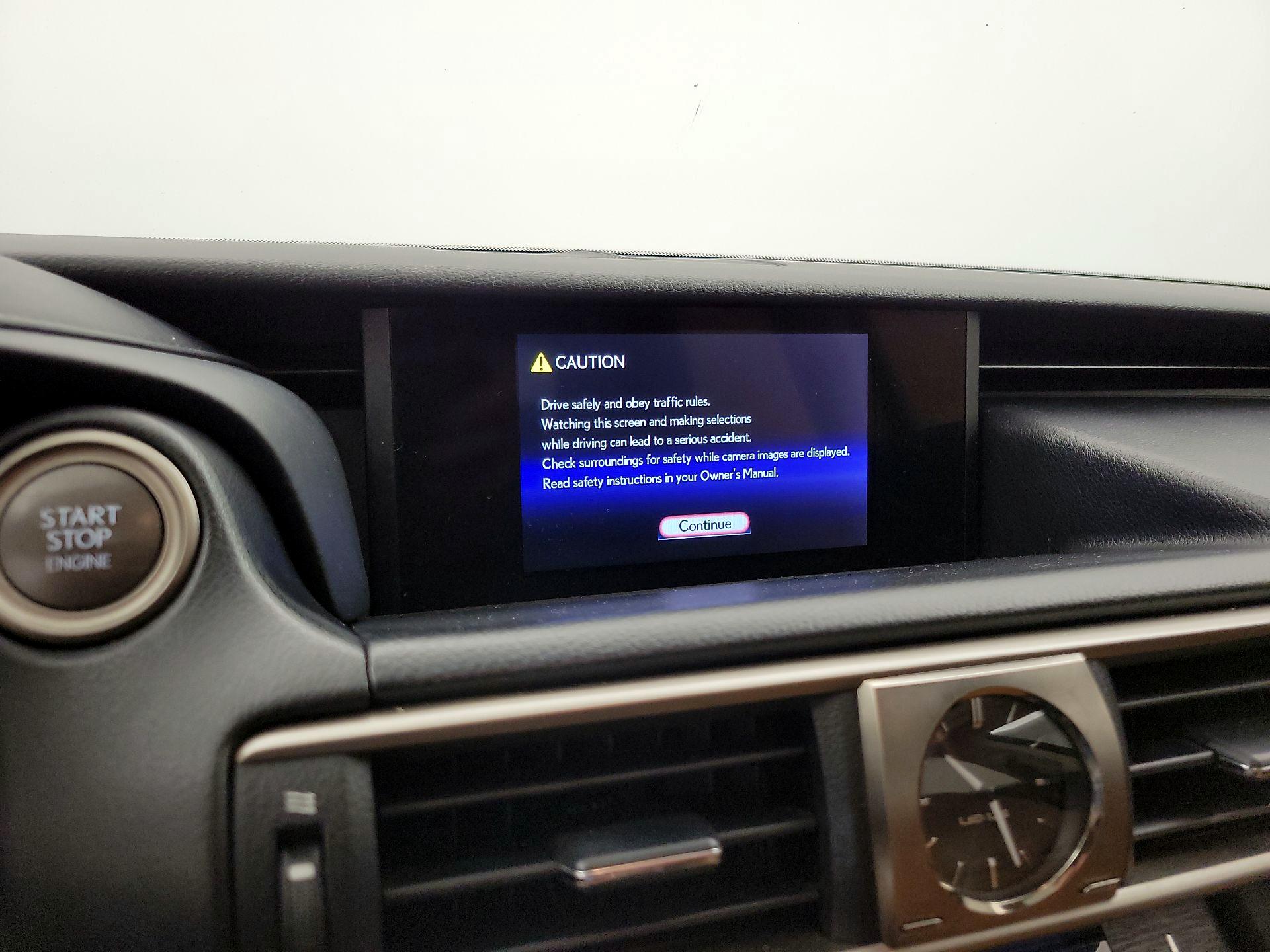 Thumbnail: 2019 Lexus IS - 15