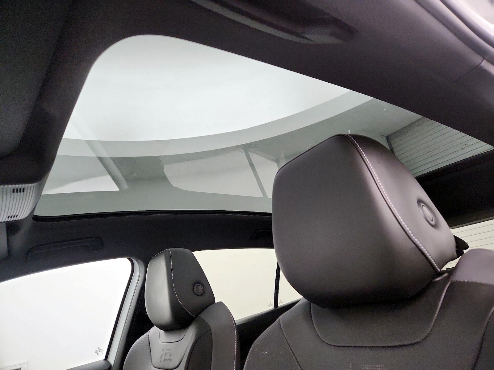 2023 Volkswagen ID.4 PRO S PLUS - Photo 21