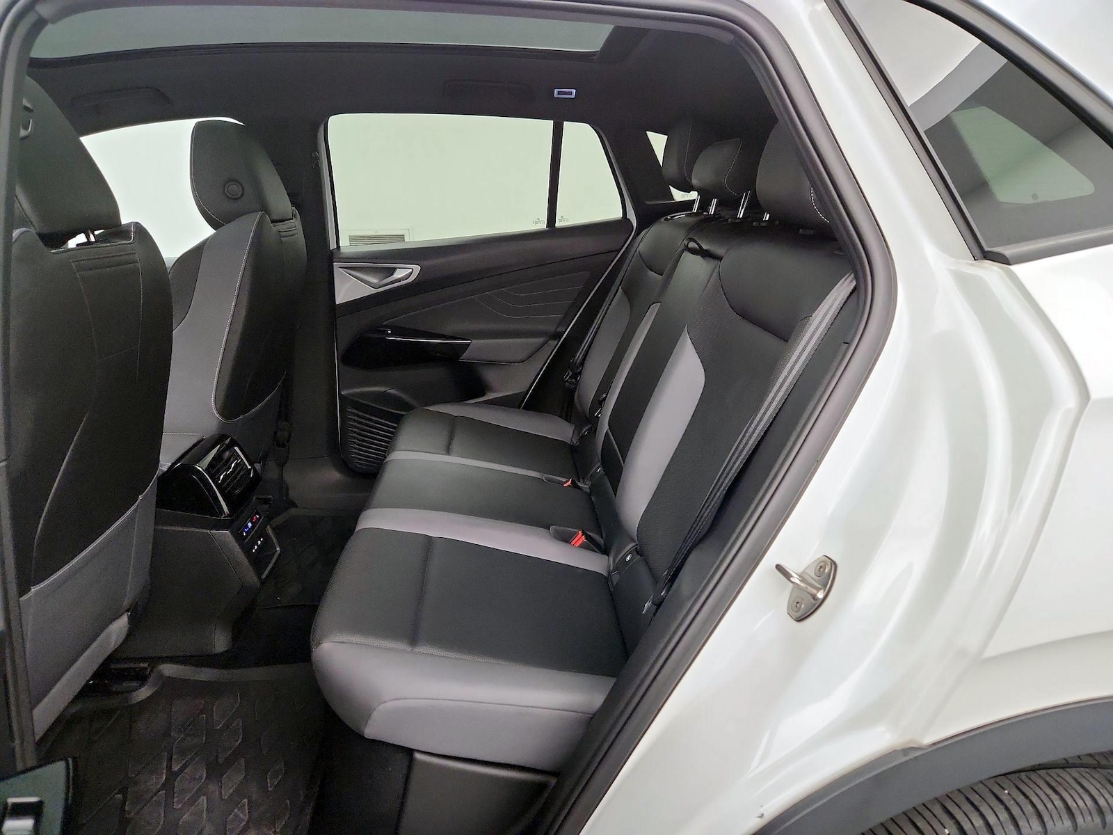 2023 Volkswagen ID.4 PRO S PLUS - Photo 22