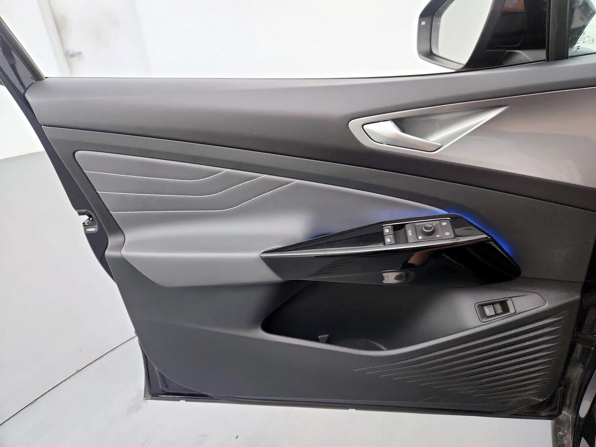 Thumbnail: 2024 Volkswagen ID.4 - 12