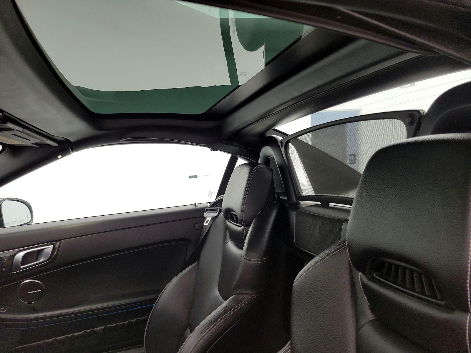 Skylight(s) & Overhead Airbags