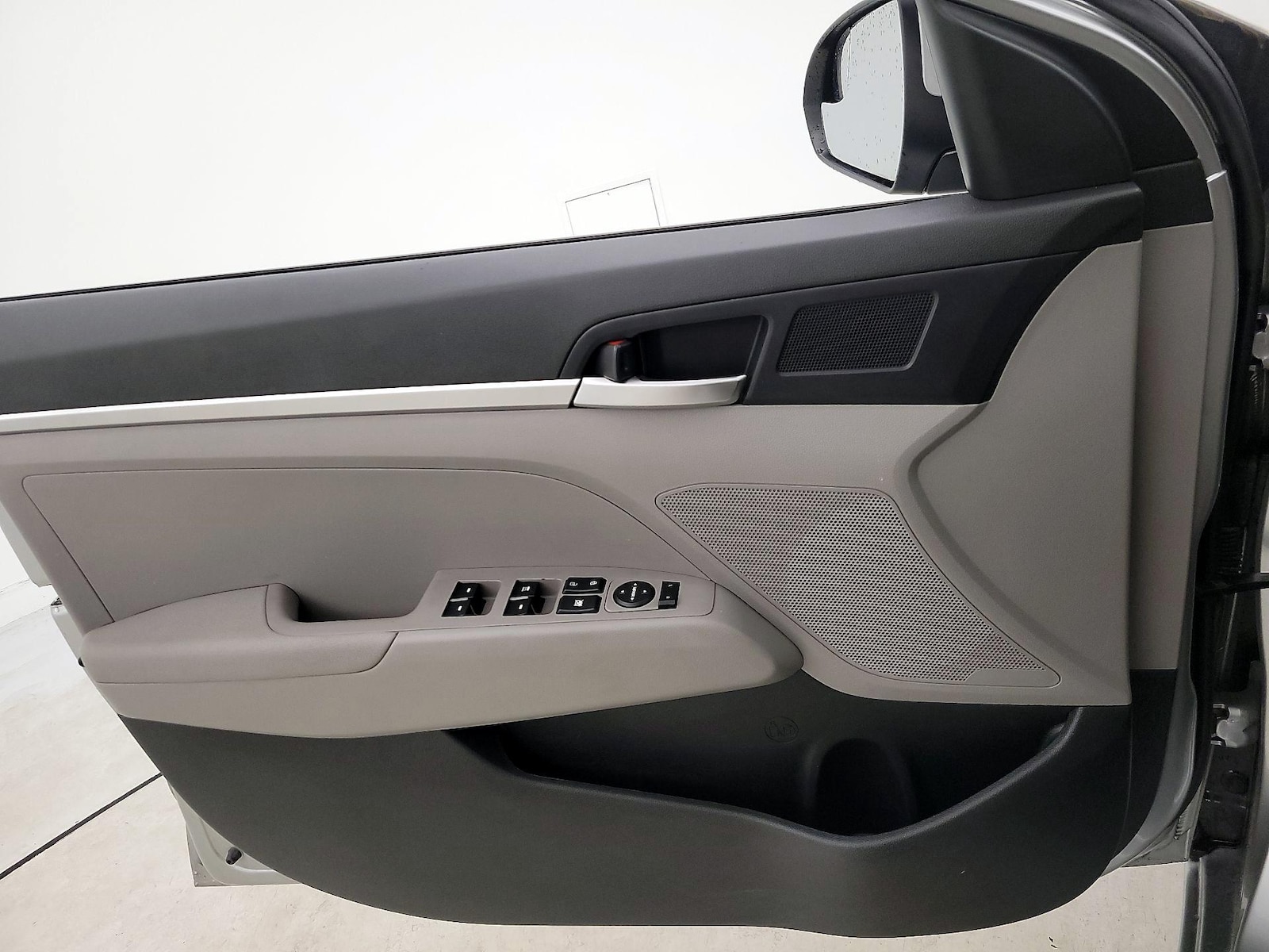 2020 Hyundai Elantra SE - Photo 13