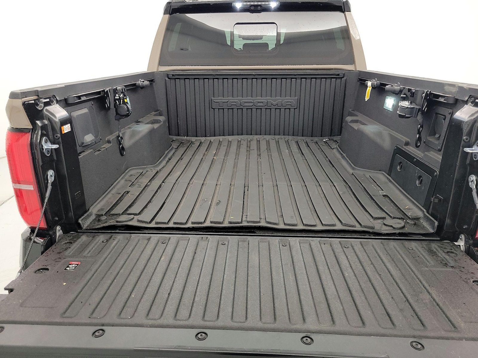 2025 Toyota Tacoma TRD Pro - Photo 22