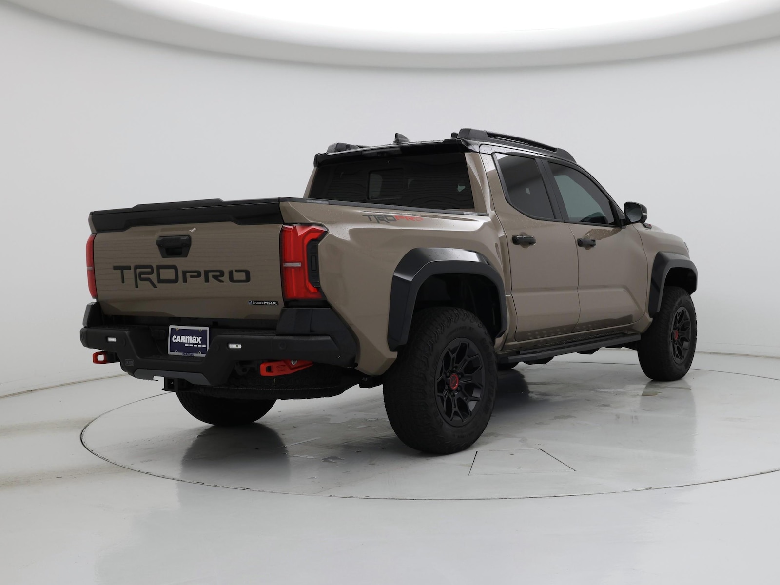 2025 Toyota Tacoma TRD Pro - Photo 9