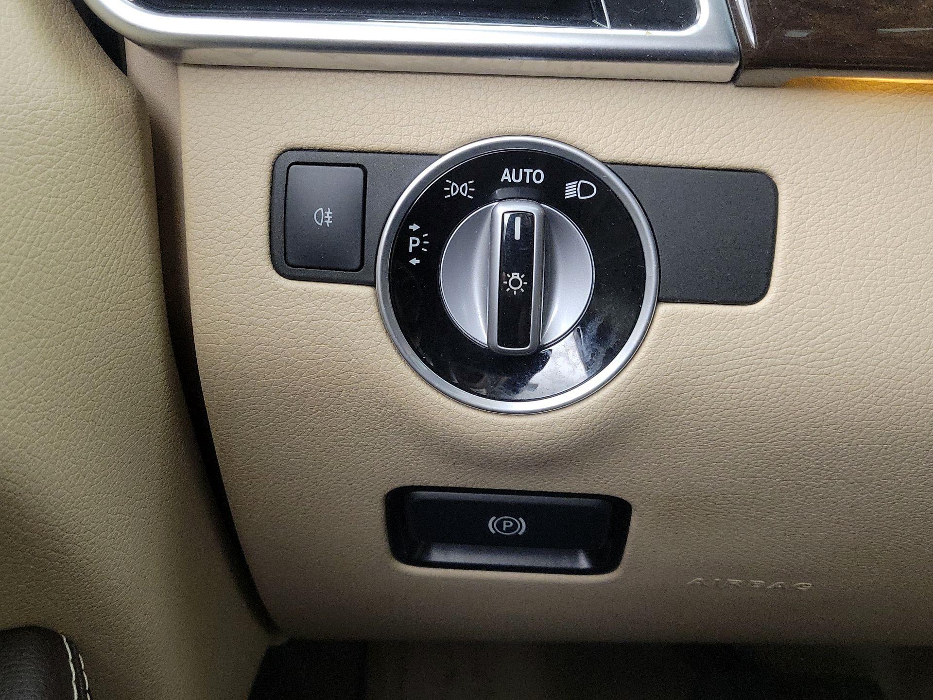 Thumbnail: 2017 Mercedes-Benz GLE - 13