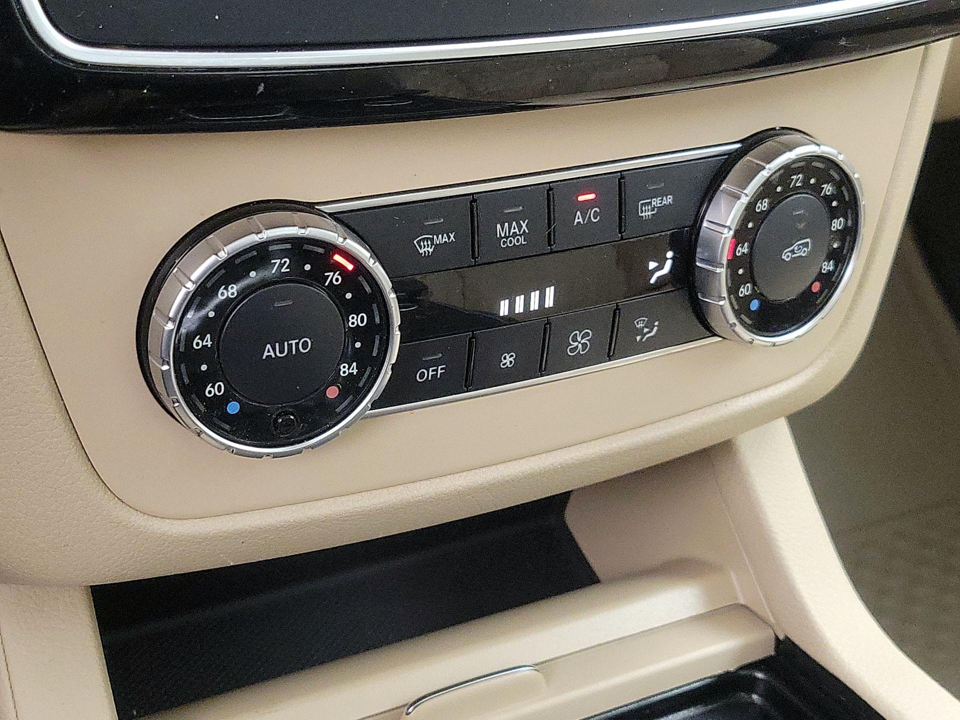 Thumbnail: 2017 Mercedes-Benz GLE - 17