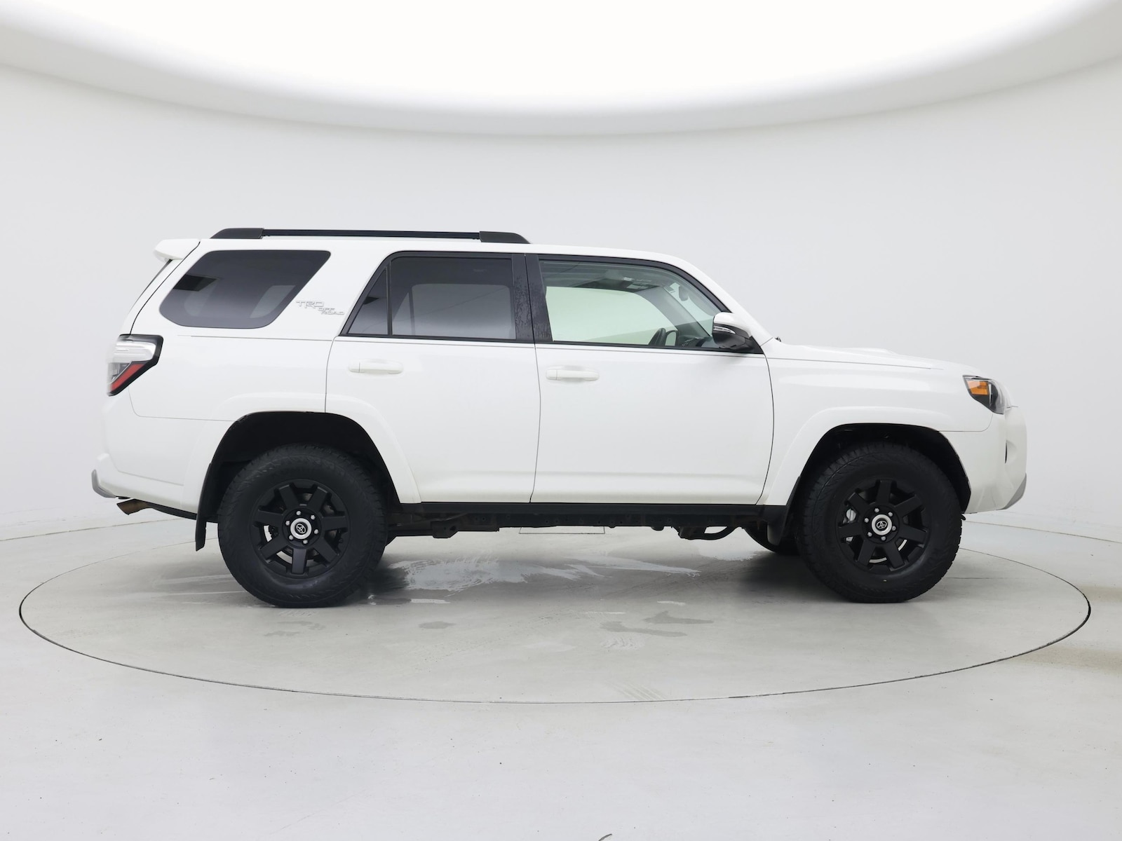 2020 Toyota 4Runner Off-Road - Photo 8