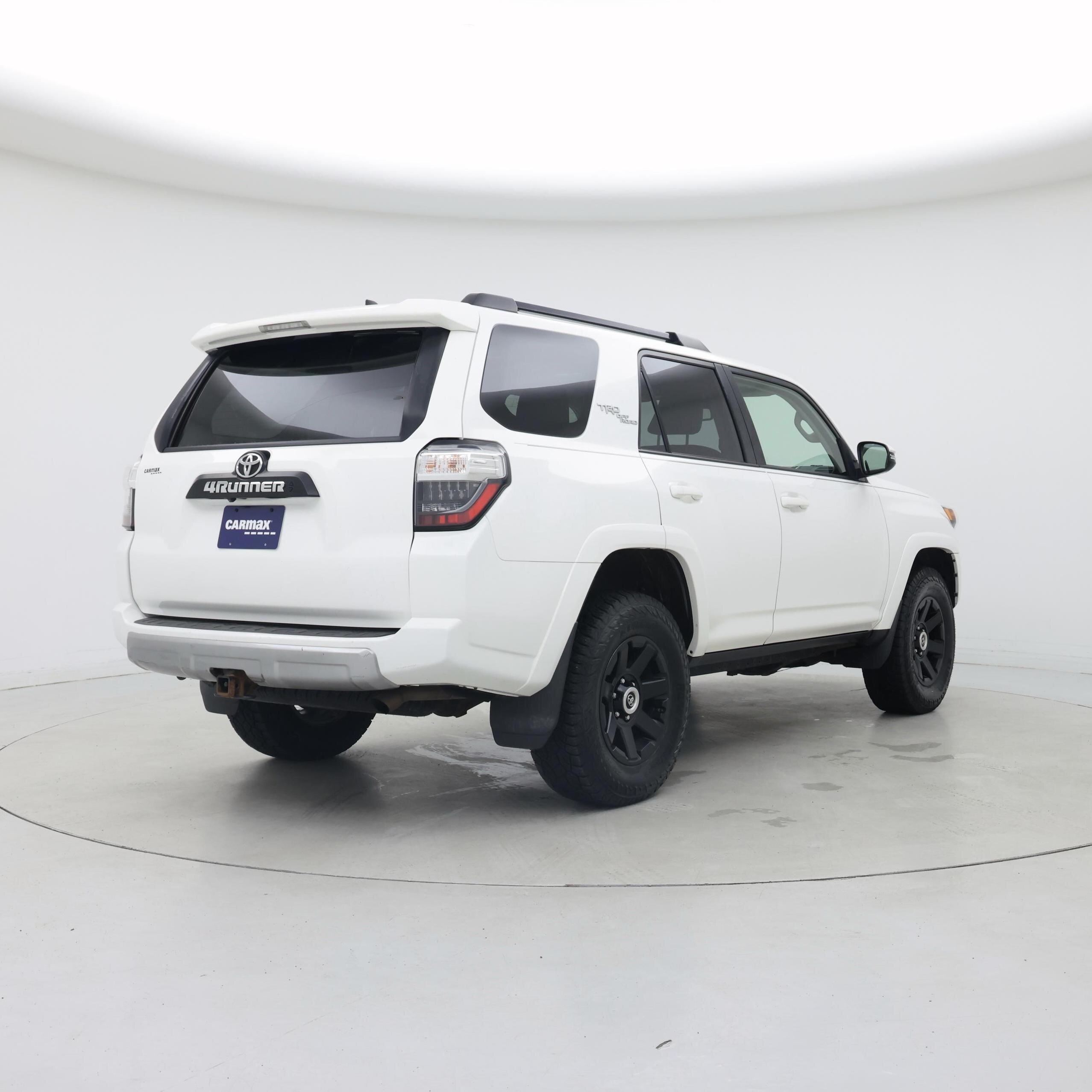 Thumbnail: 2020 Toyota 4Runner - 8