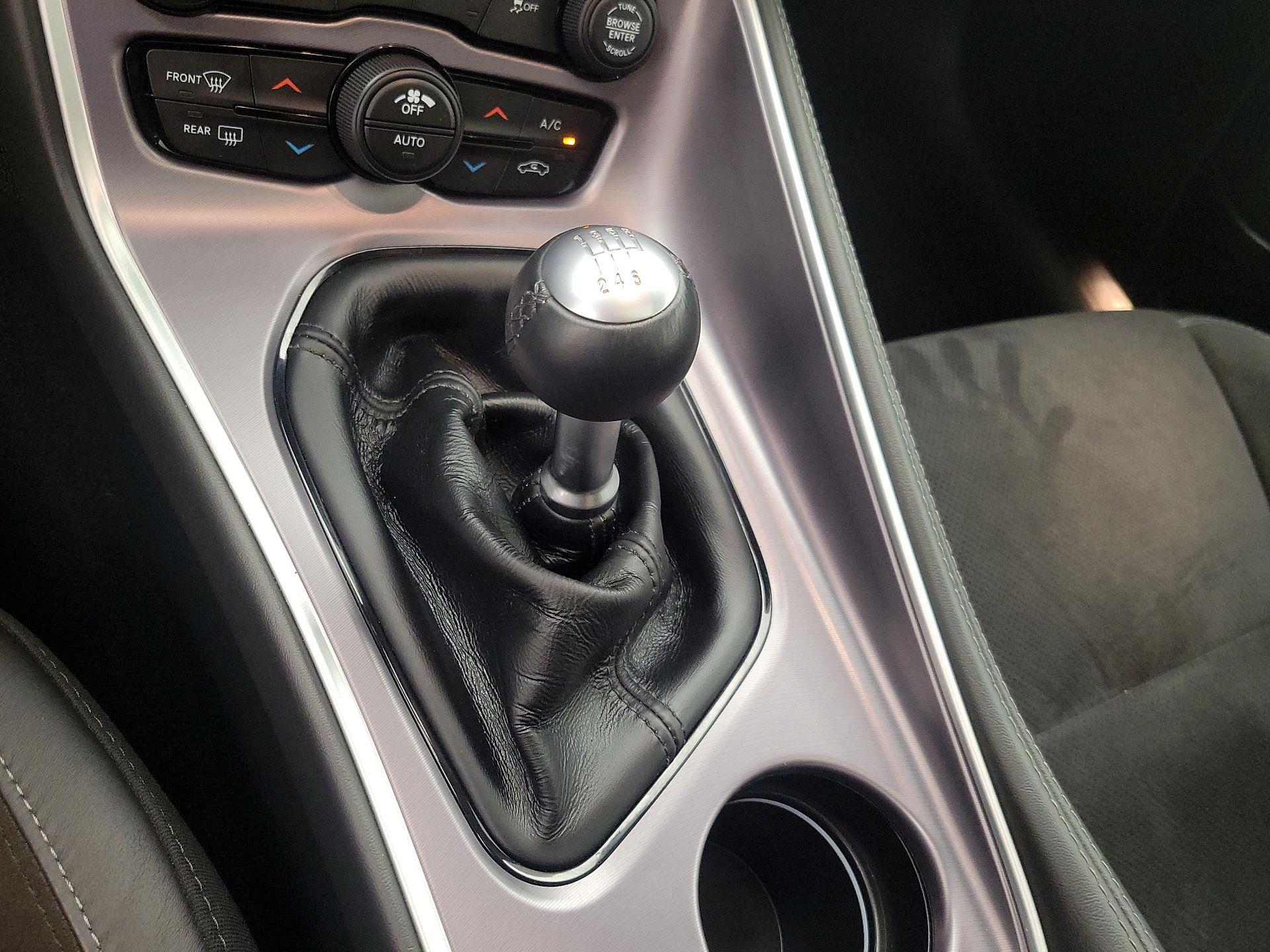 Thumbnail: 2019 Dodge Challenger - 18