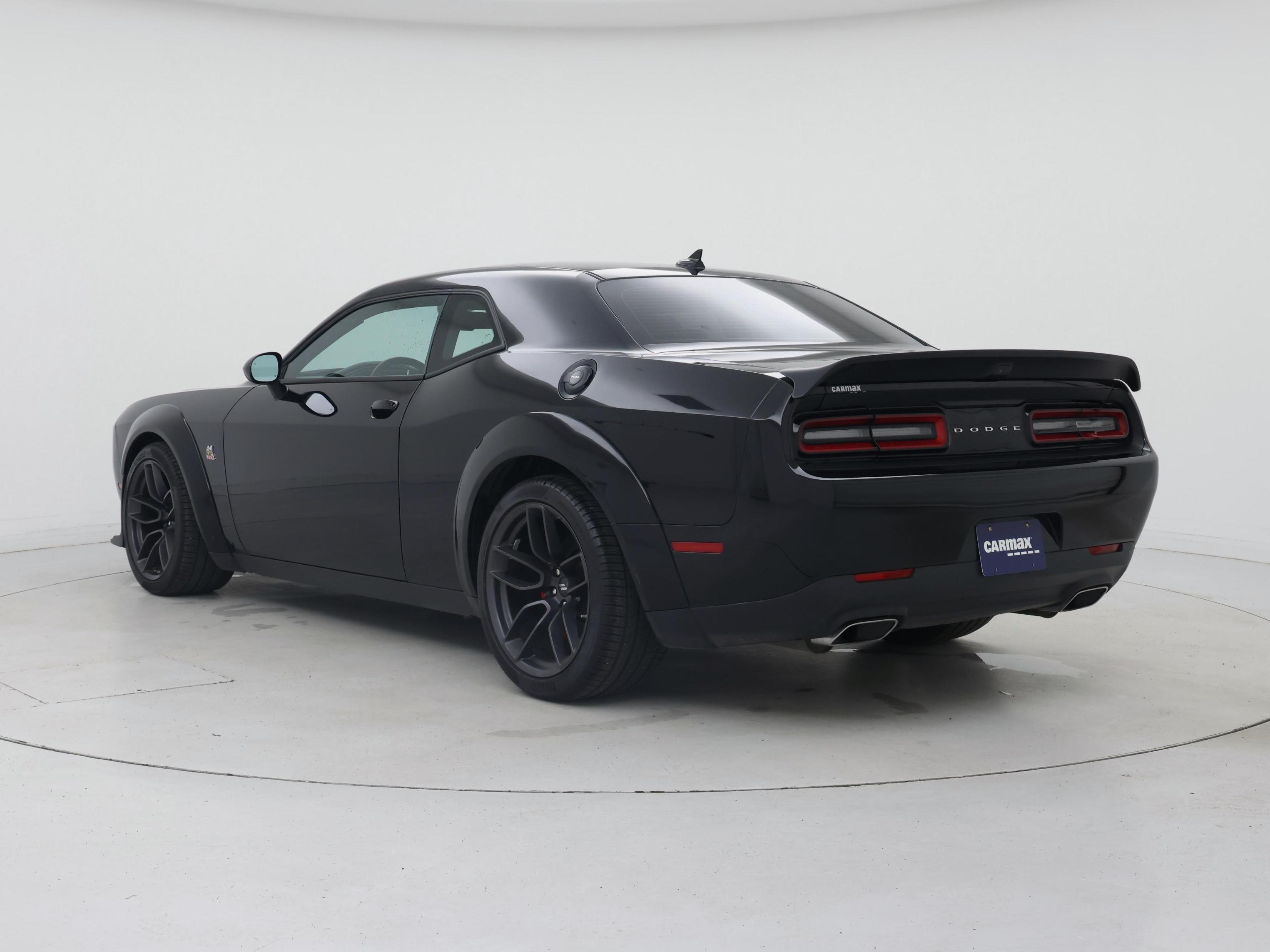 Thumbnail: 2019 Dodge Challenger - 2